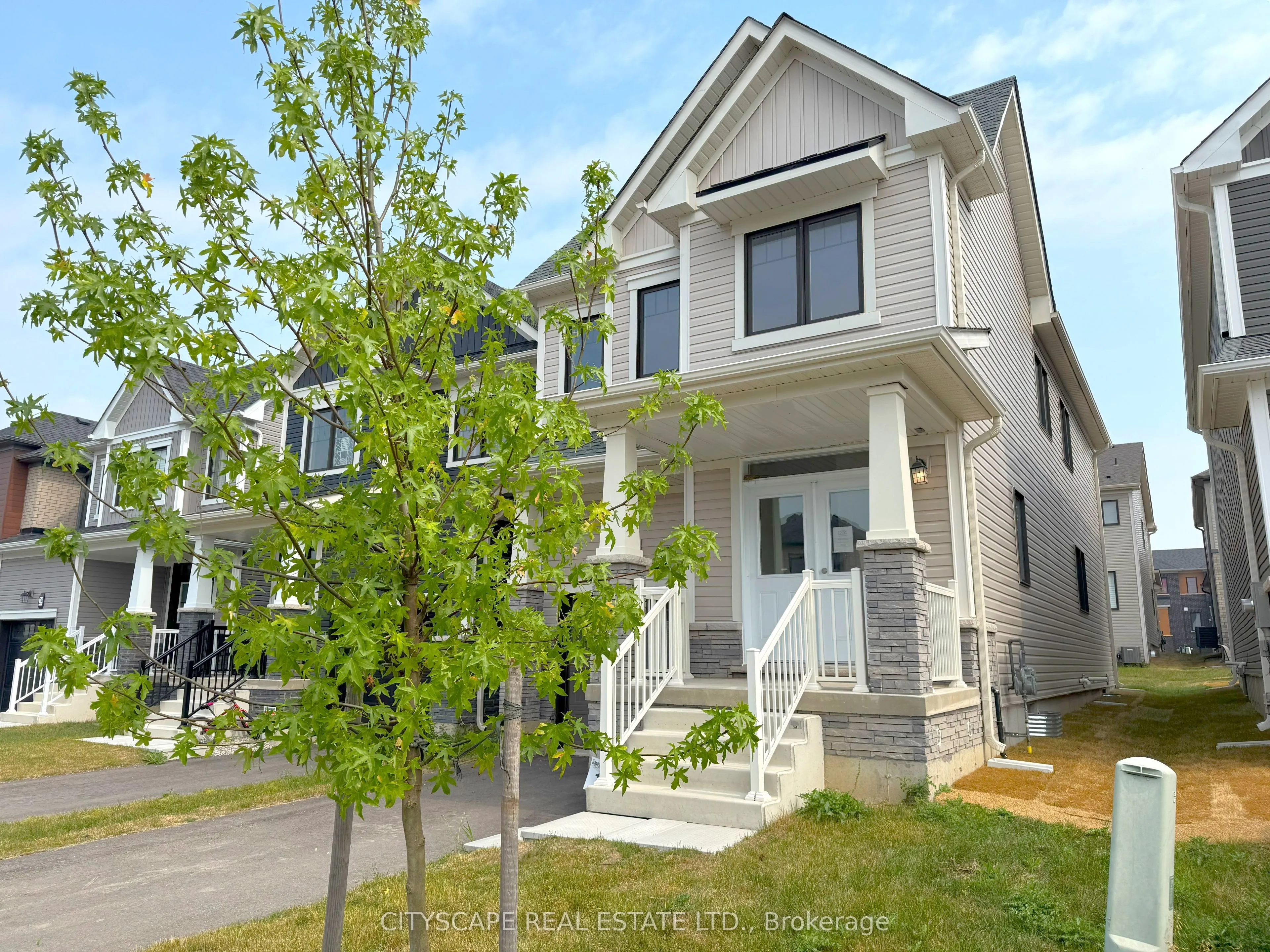33 Basswood Crescent