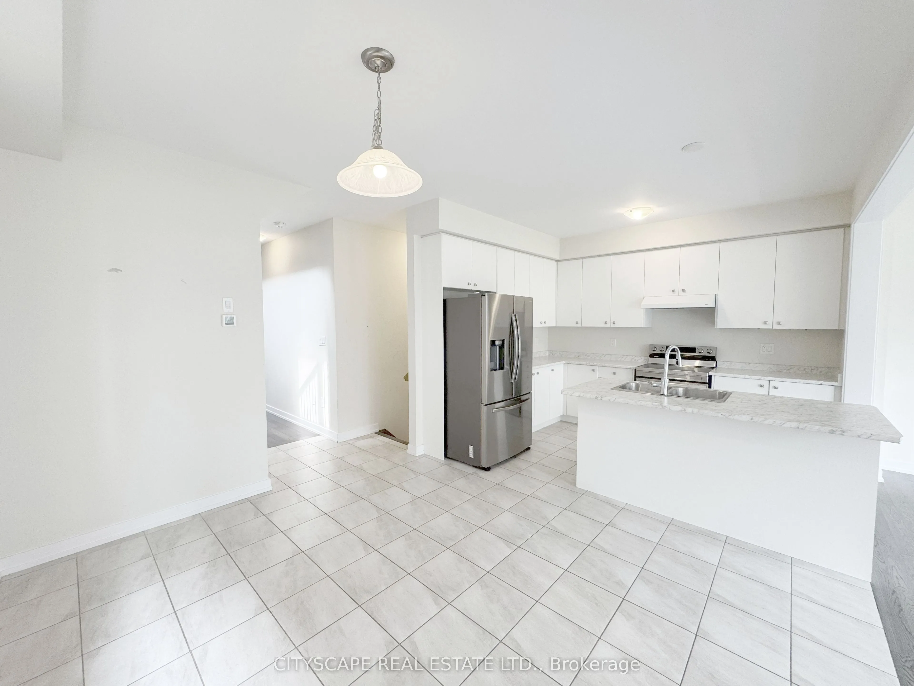 33 Basswood Crescent