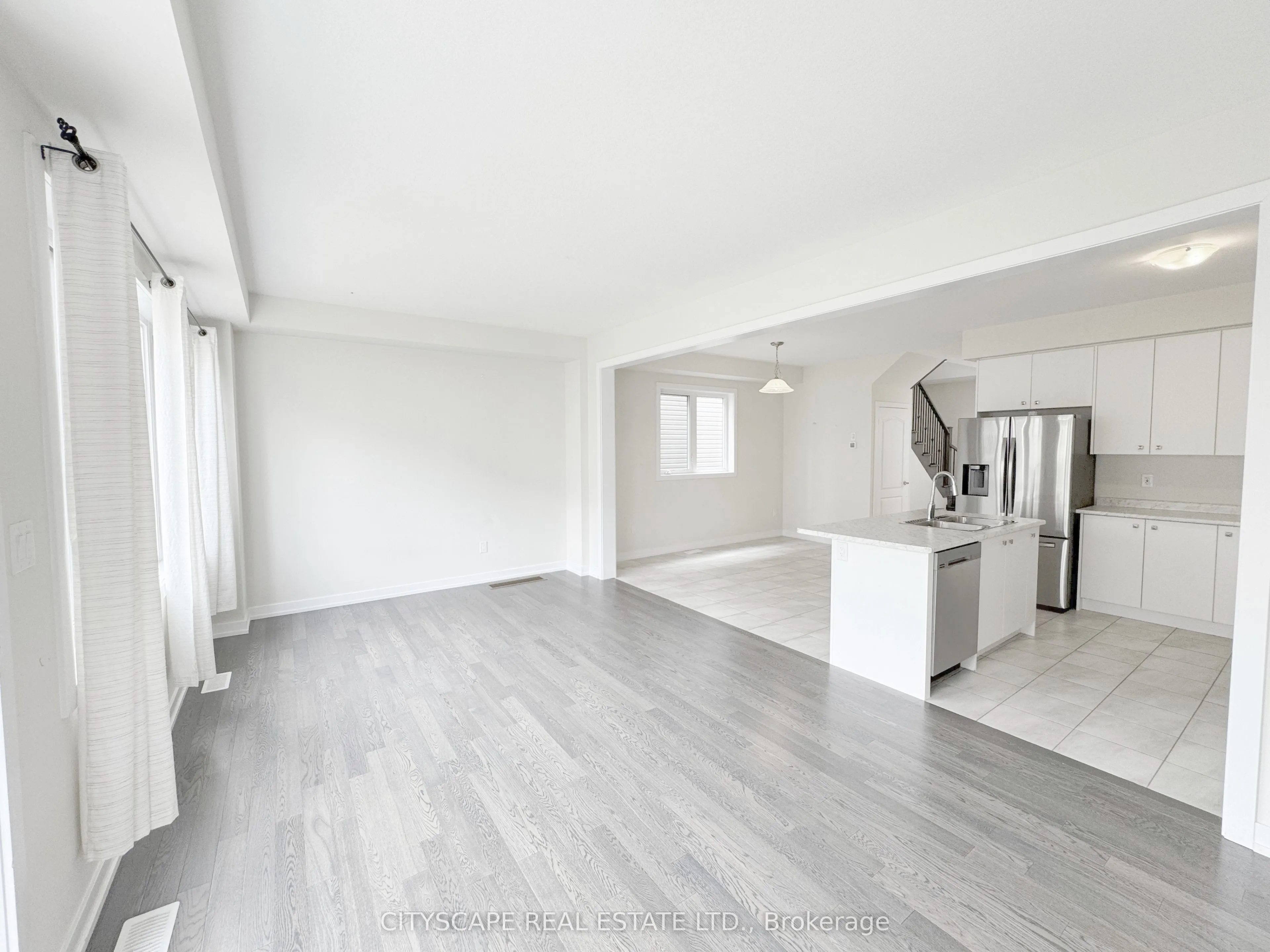 33 Basswood Crescent