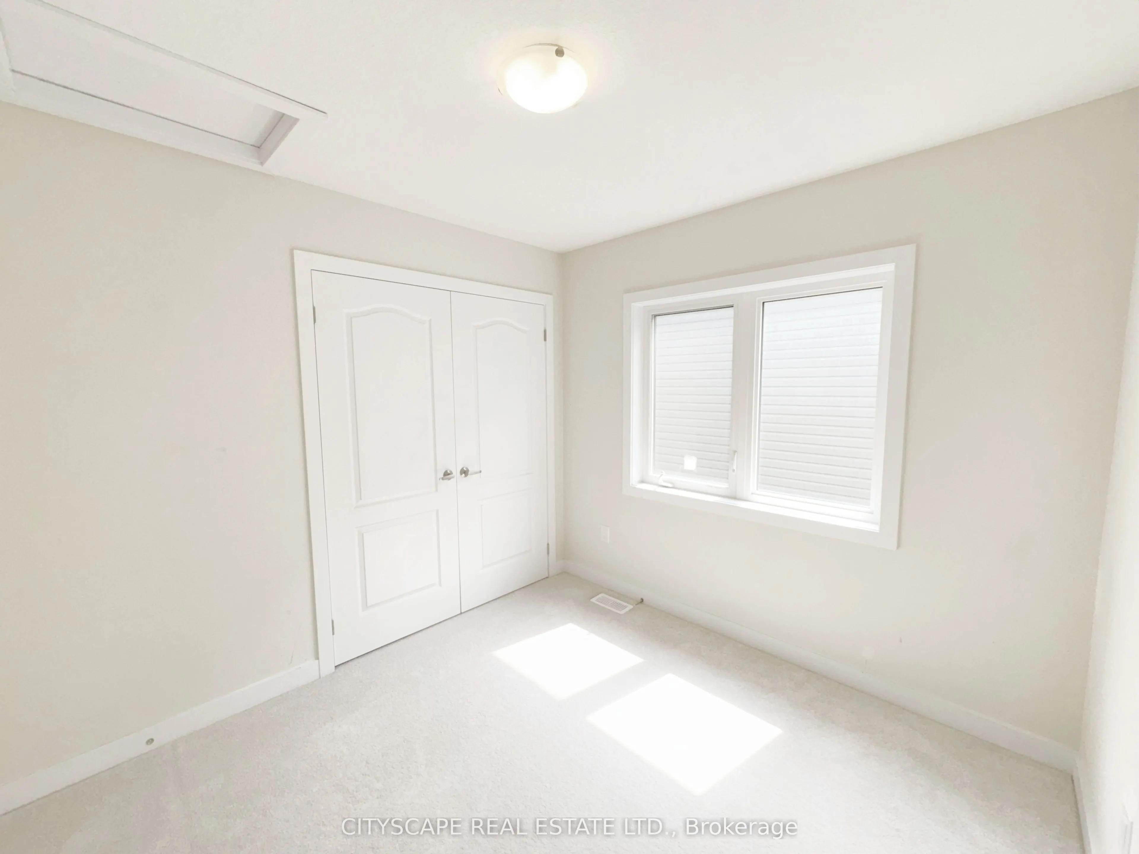 33 Basswood Crescent