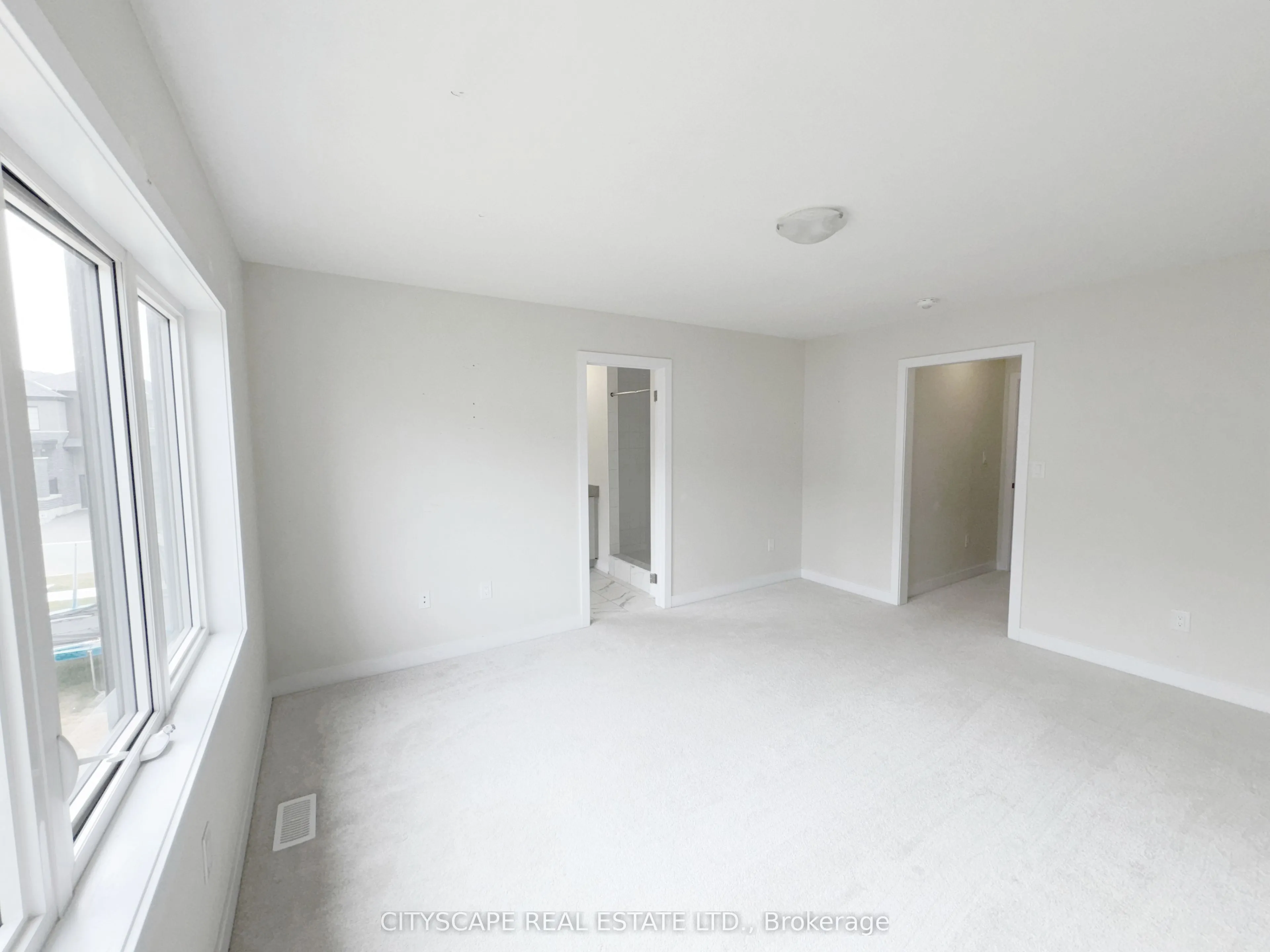 33 Basswood Crescent