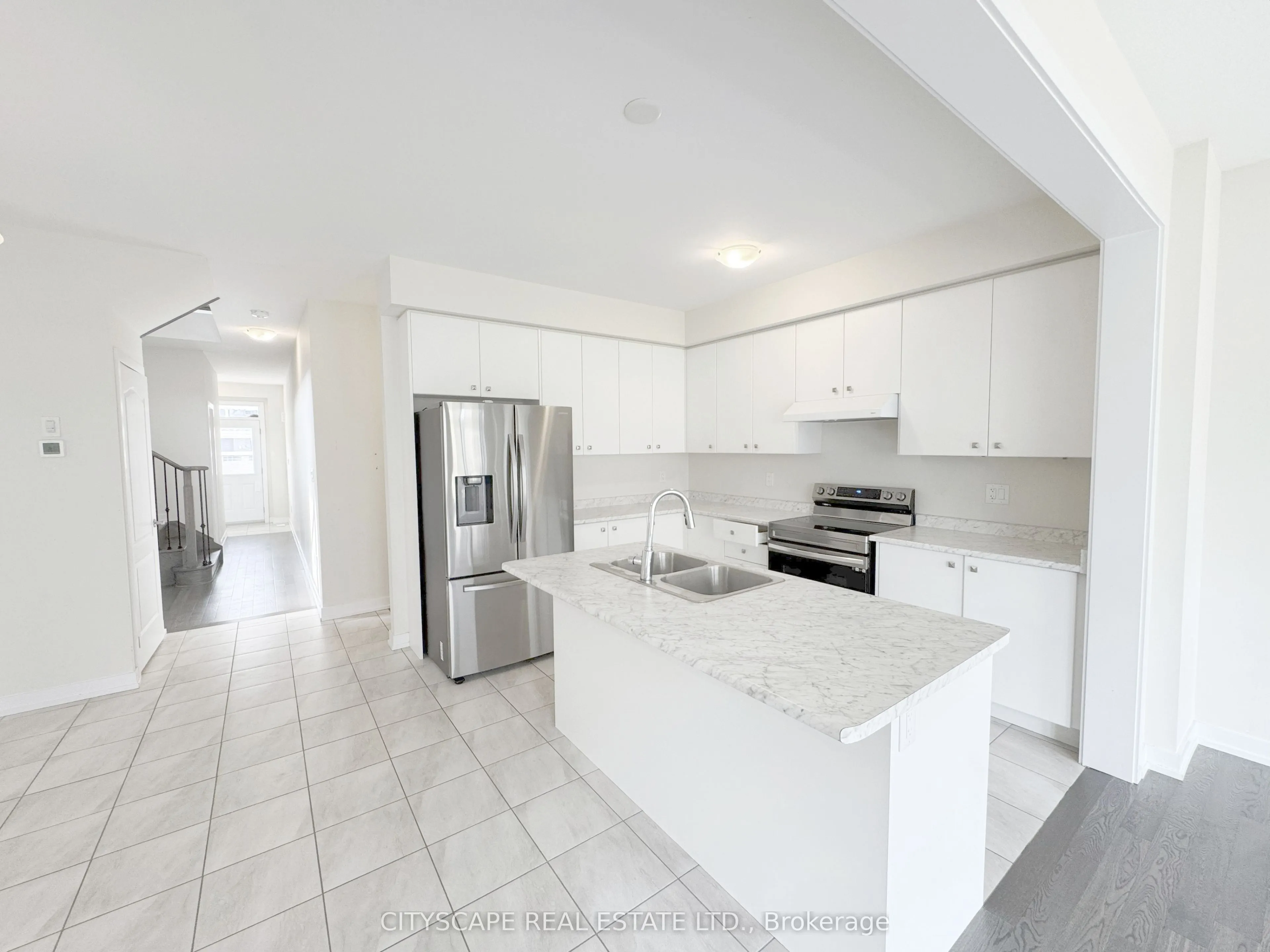 33 Basswood Crescent