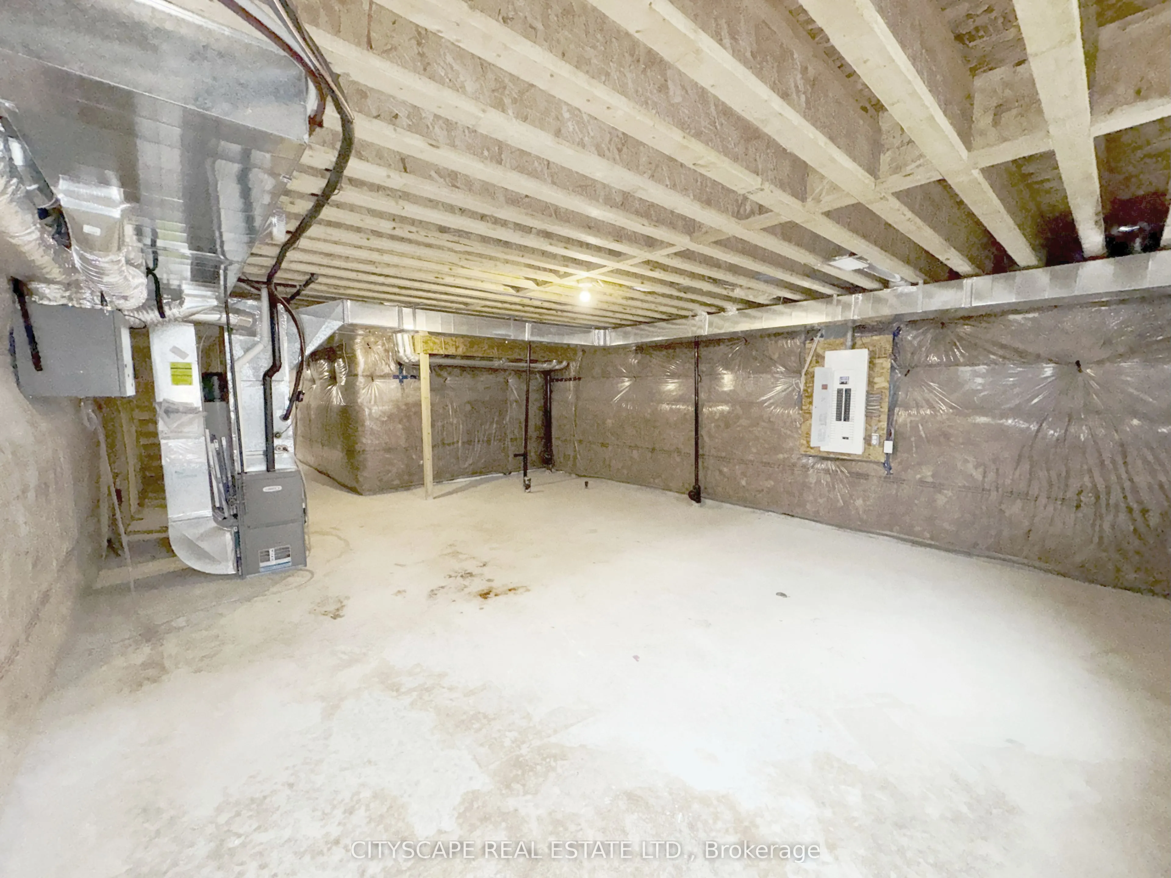 33 Basswood Crescent