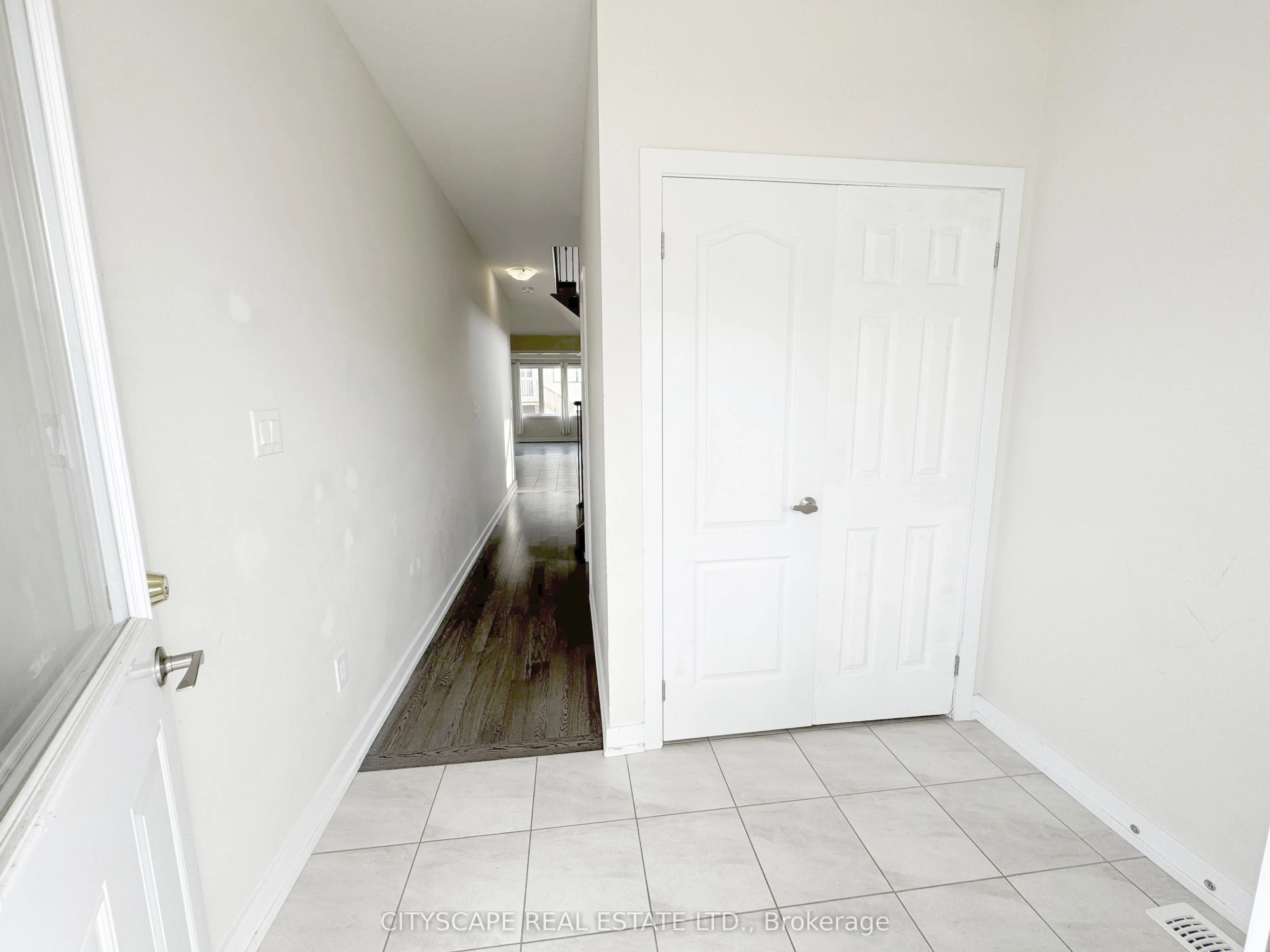 33 Basswood Crescent
