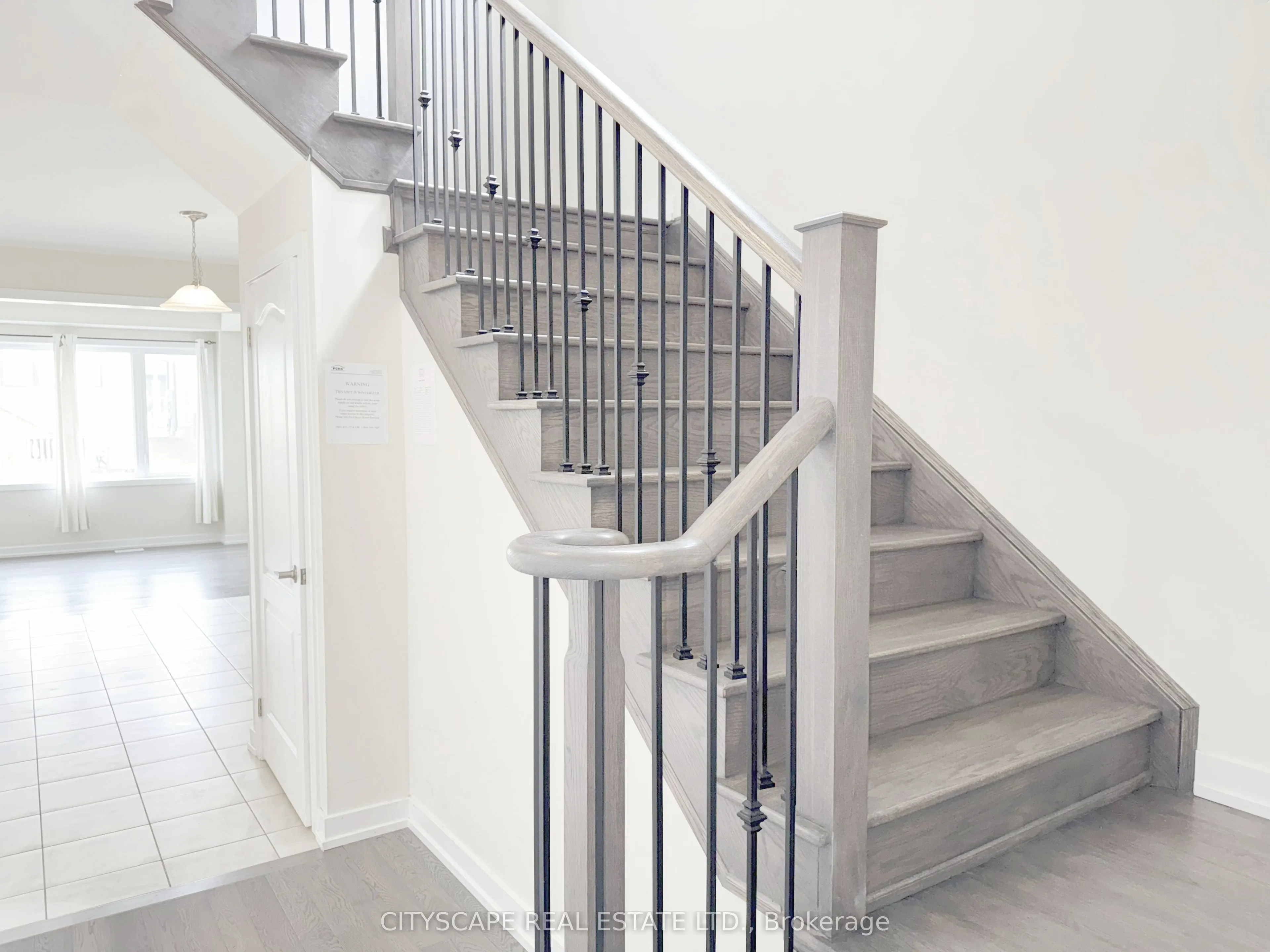 33 Basswood Crescent
