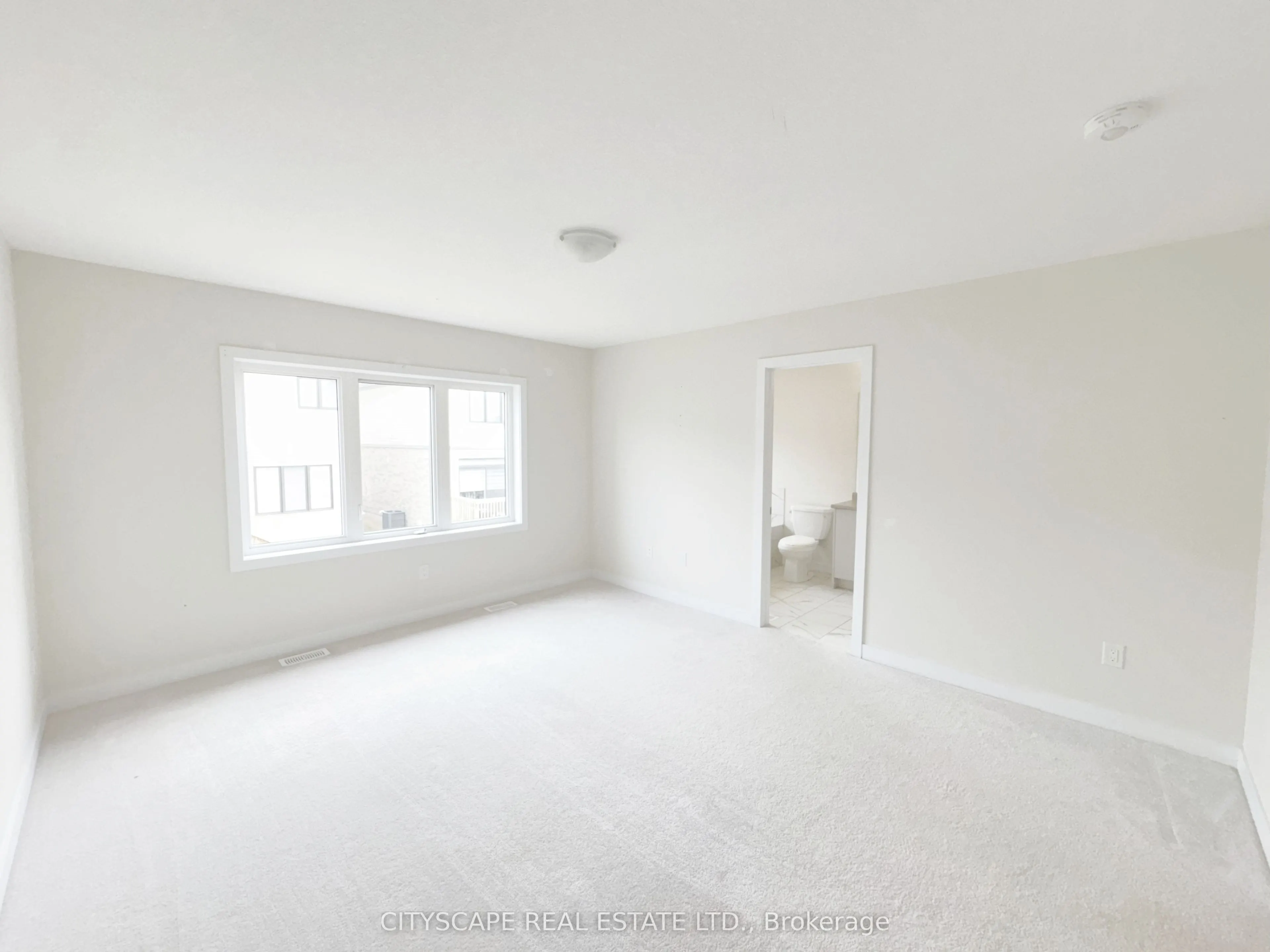 33 Basswood Crescent