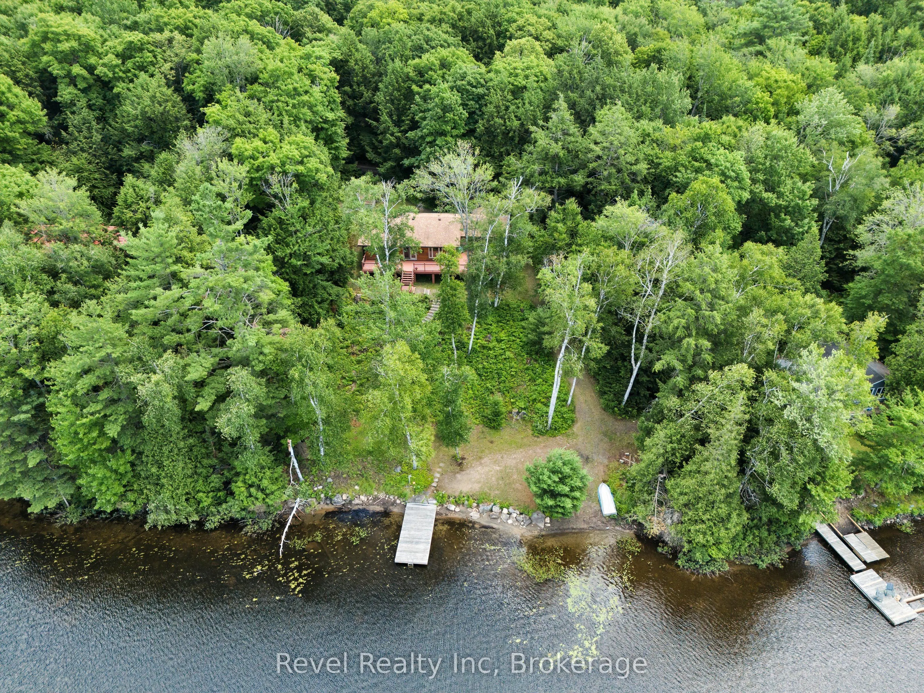 1022 Bird Lake Crescent