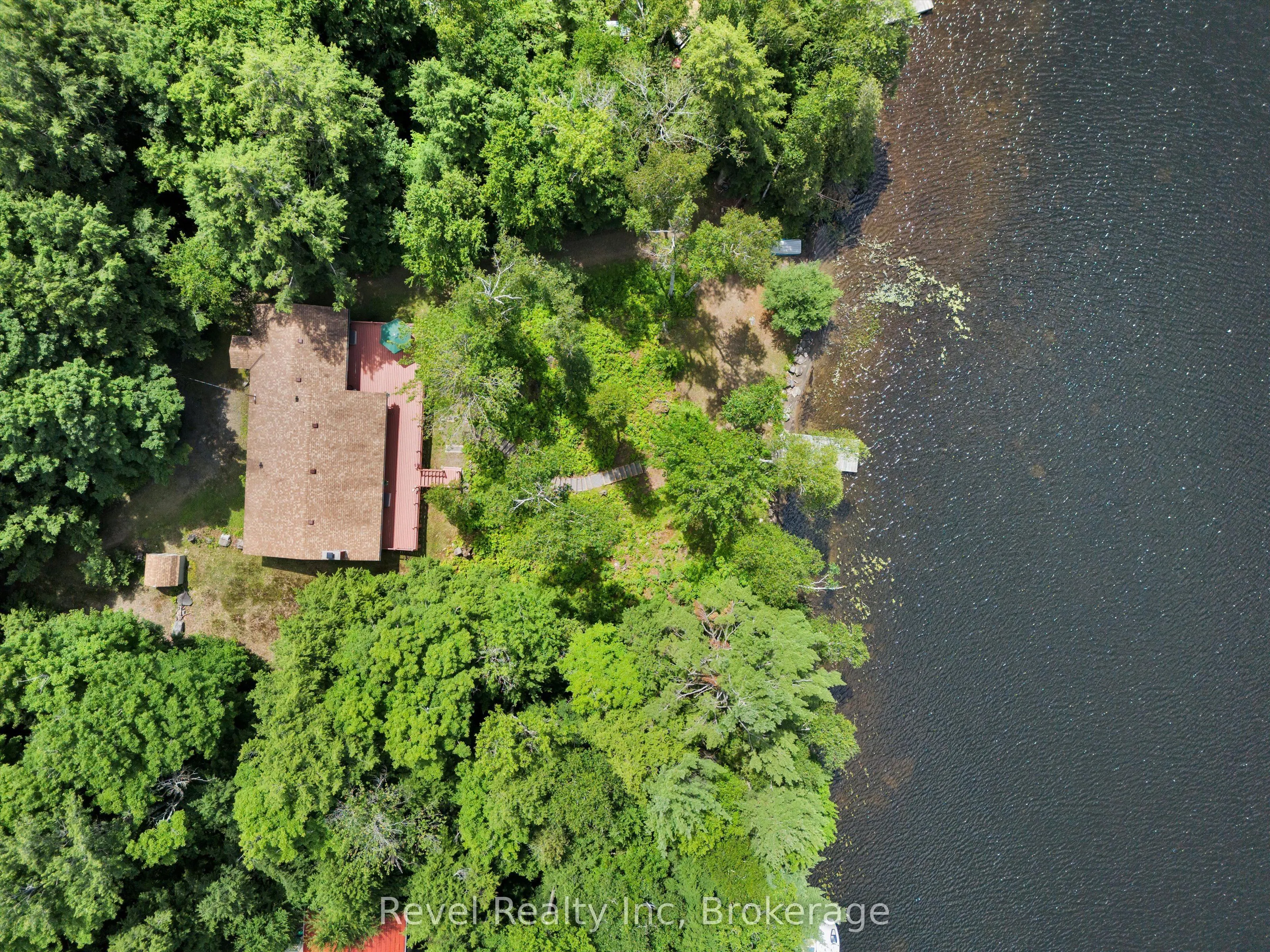 1022 Bird Lake Crescent