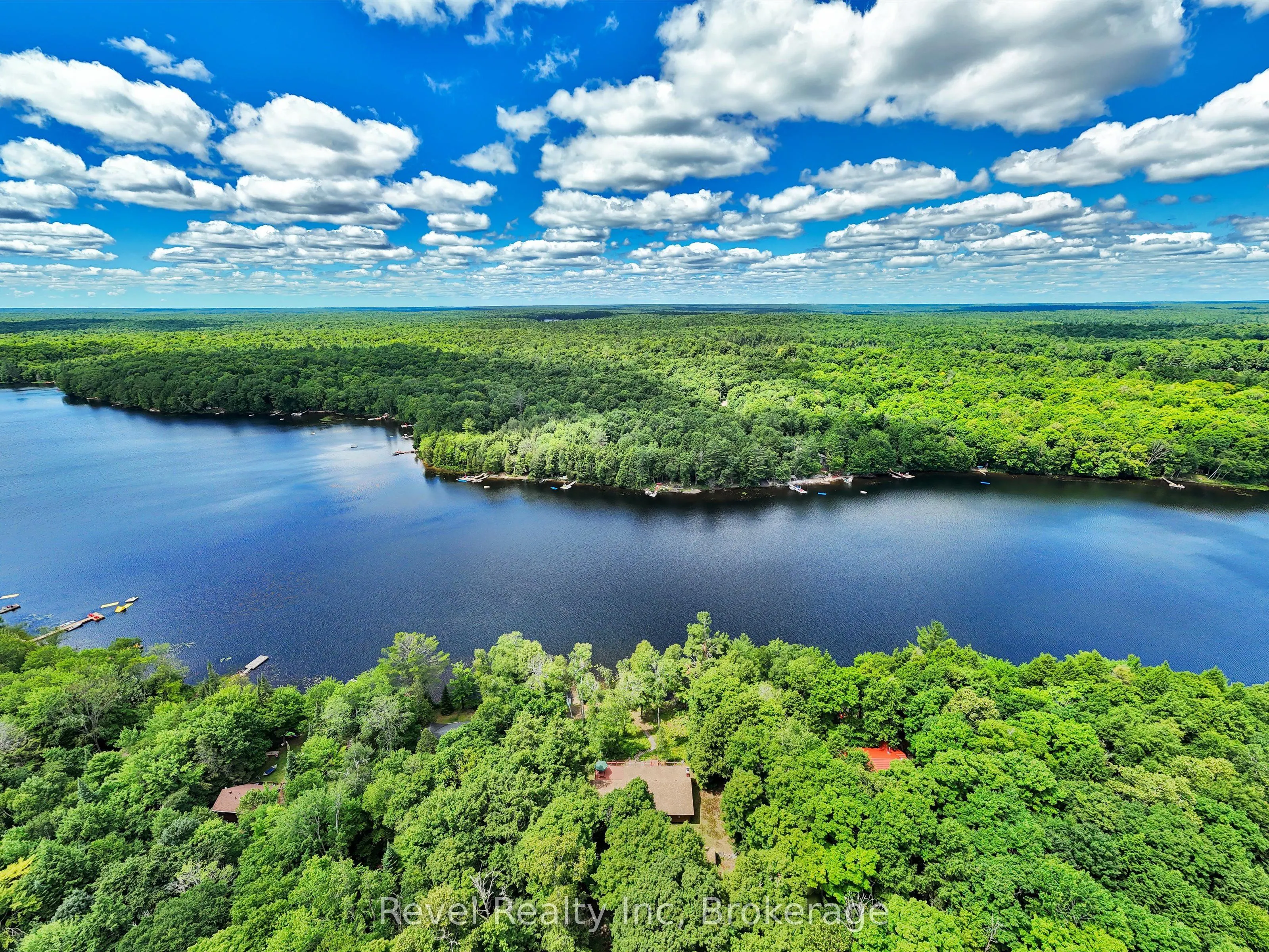 1022 Bird Lake Crescent