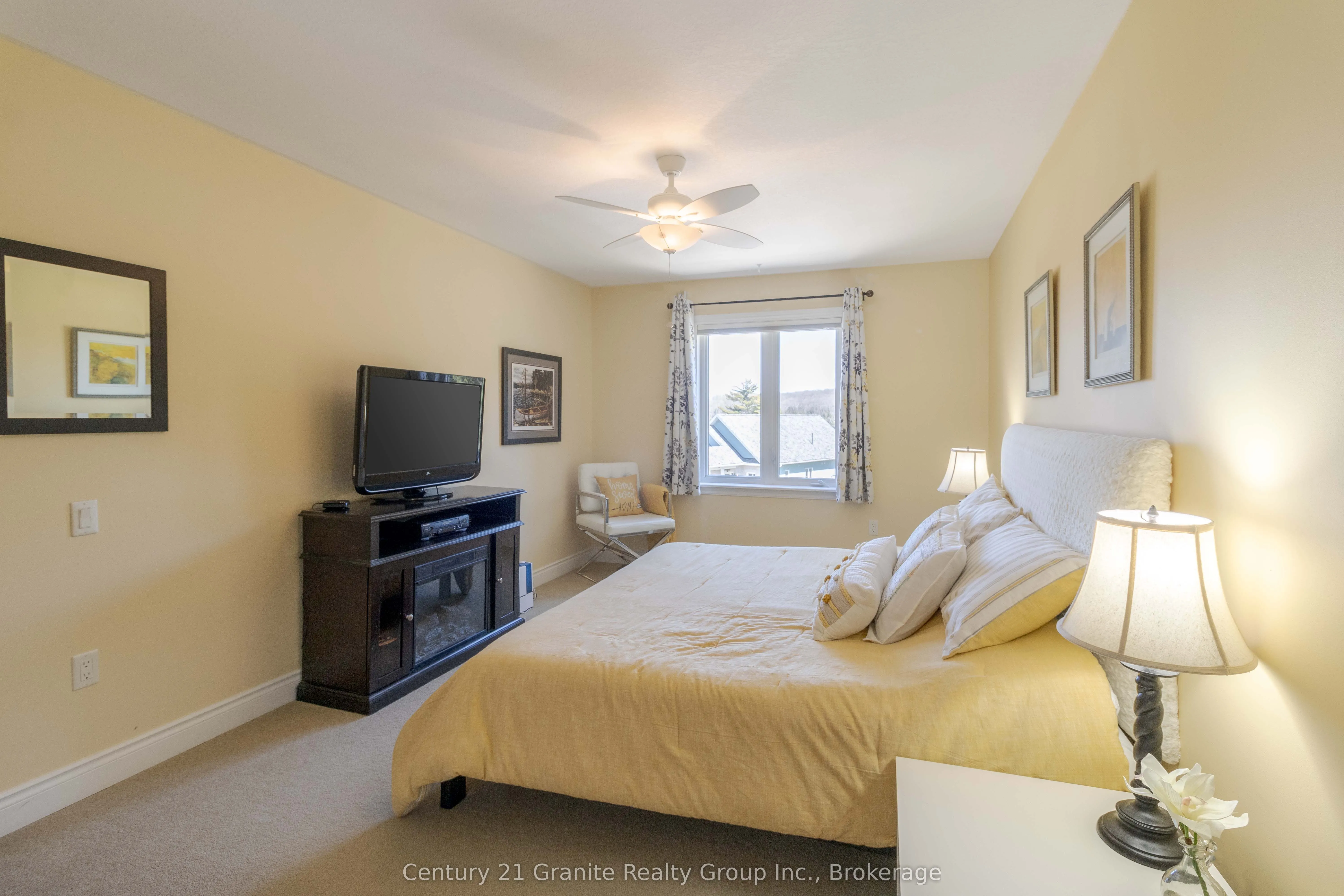 44 Webb Circle, #8