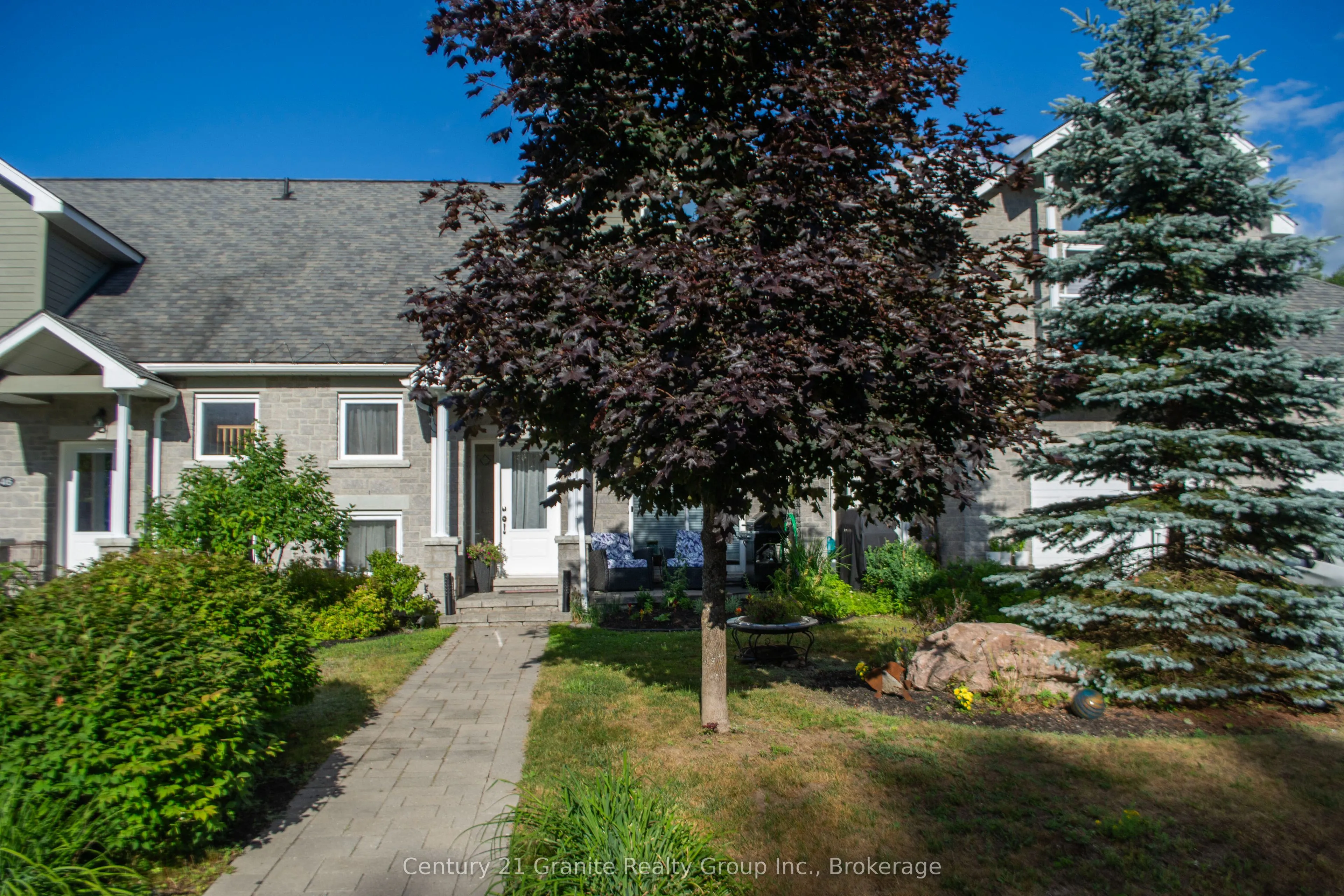 44 Webb Circle, #8
