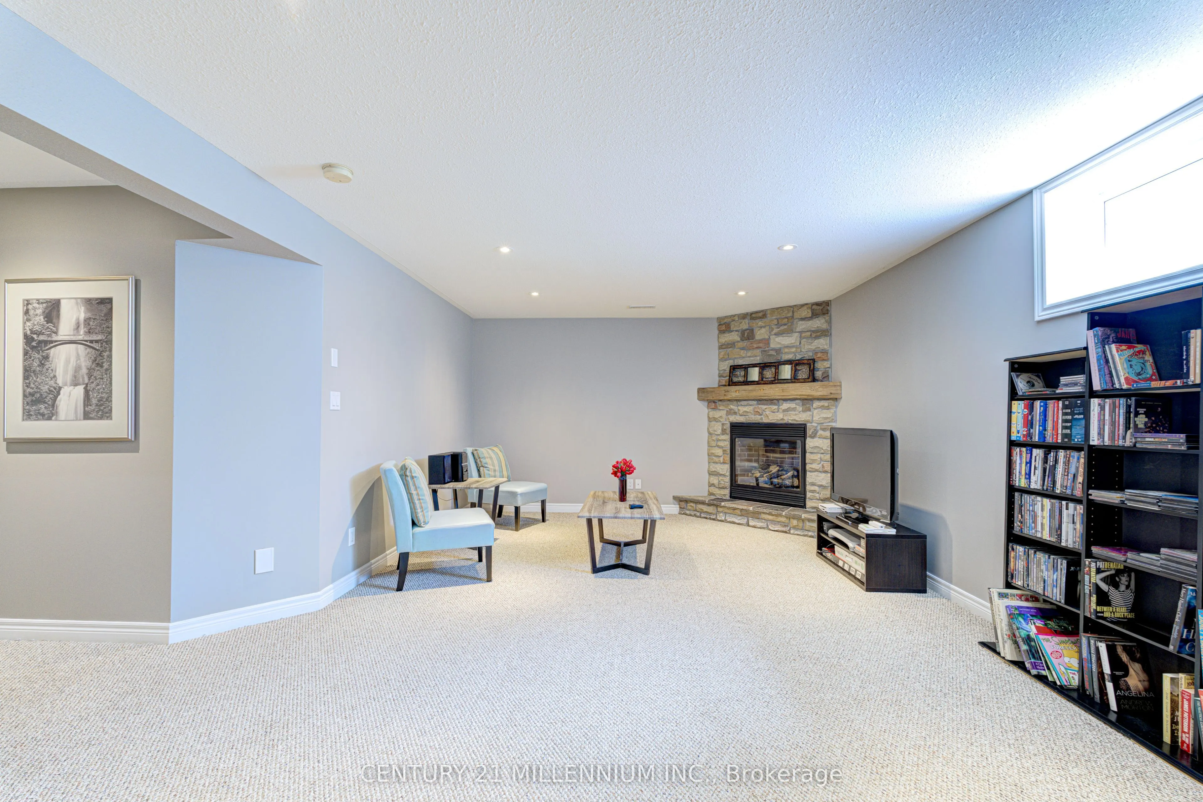 385 Park Road N, #21