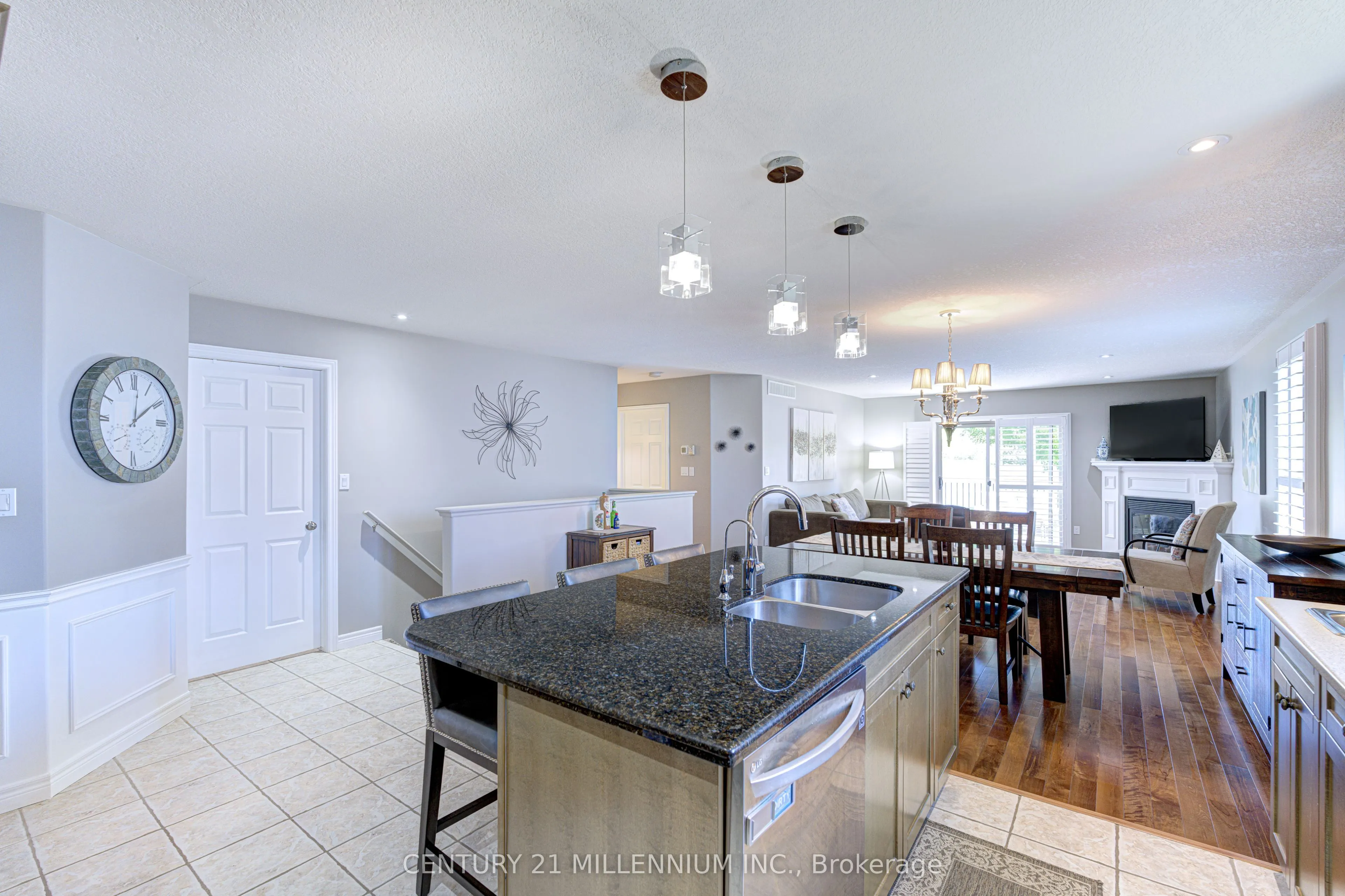 385 Park Road N, #21