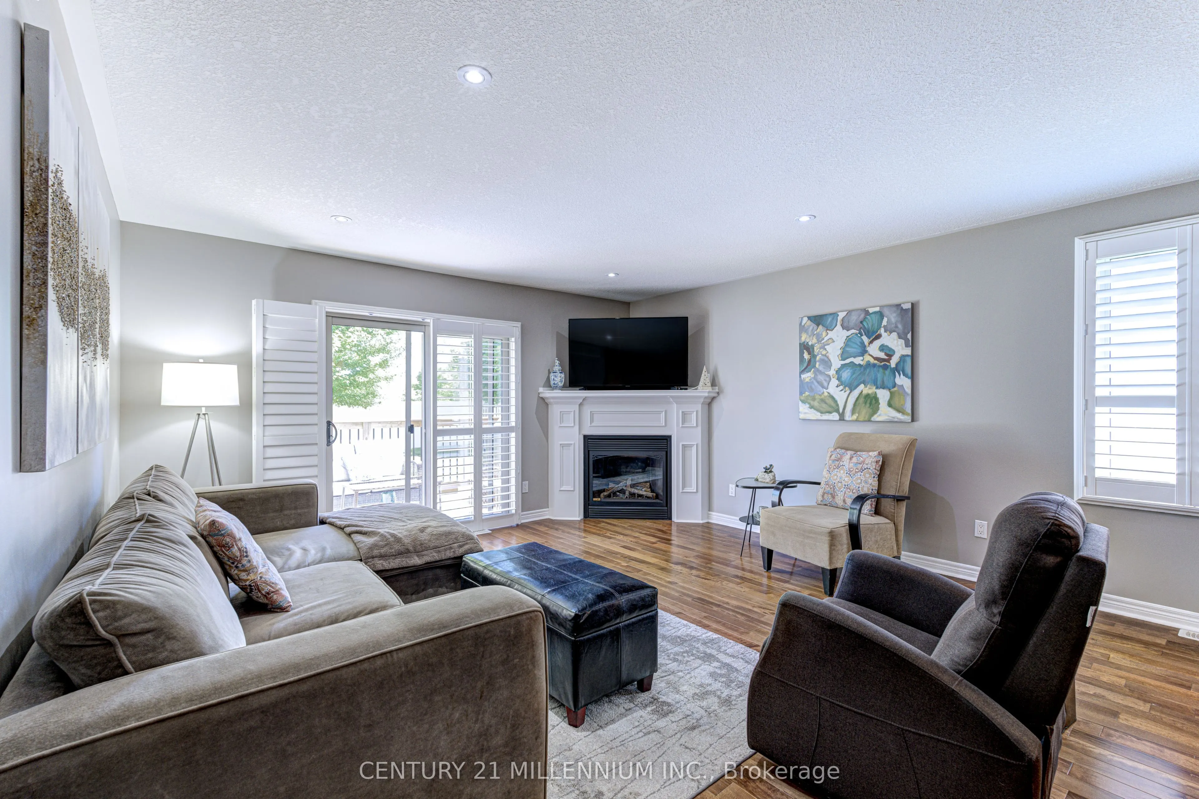 385 Park Road N, #21