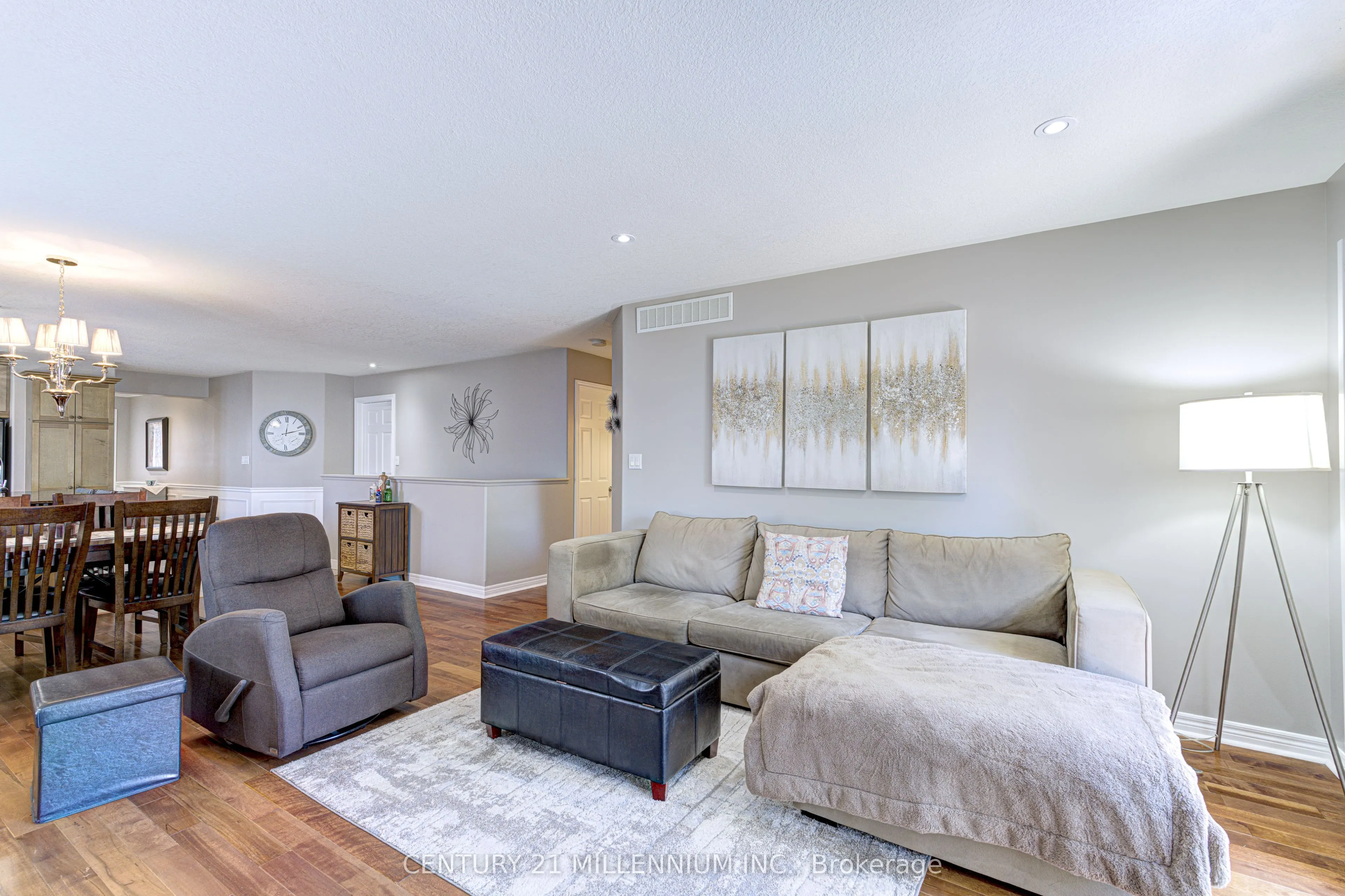 385 Park Road N, #21