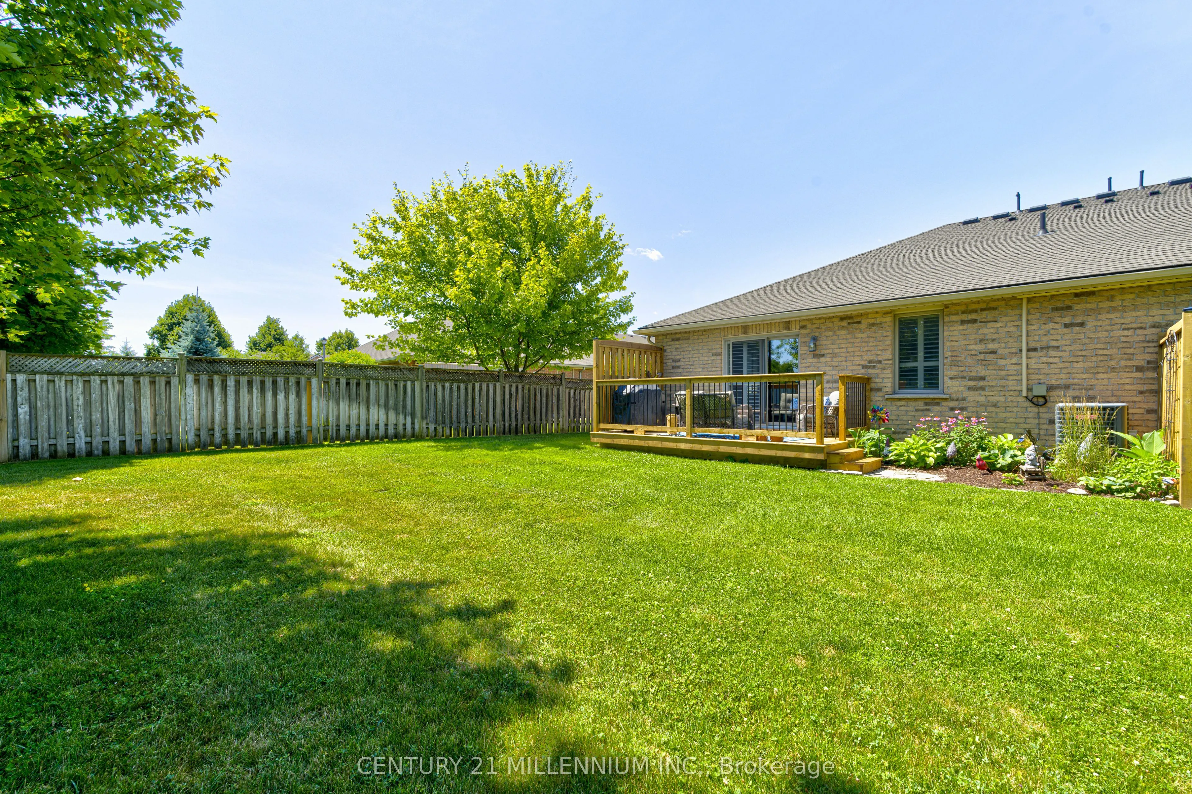 385 Park Road N, #21
