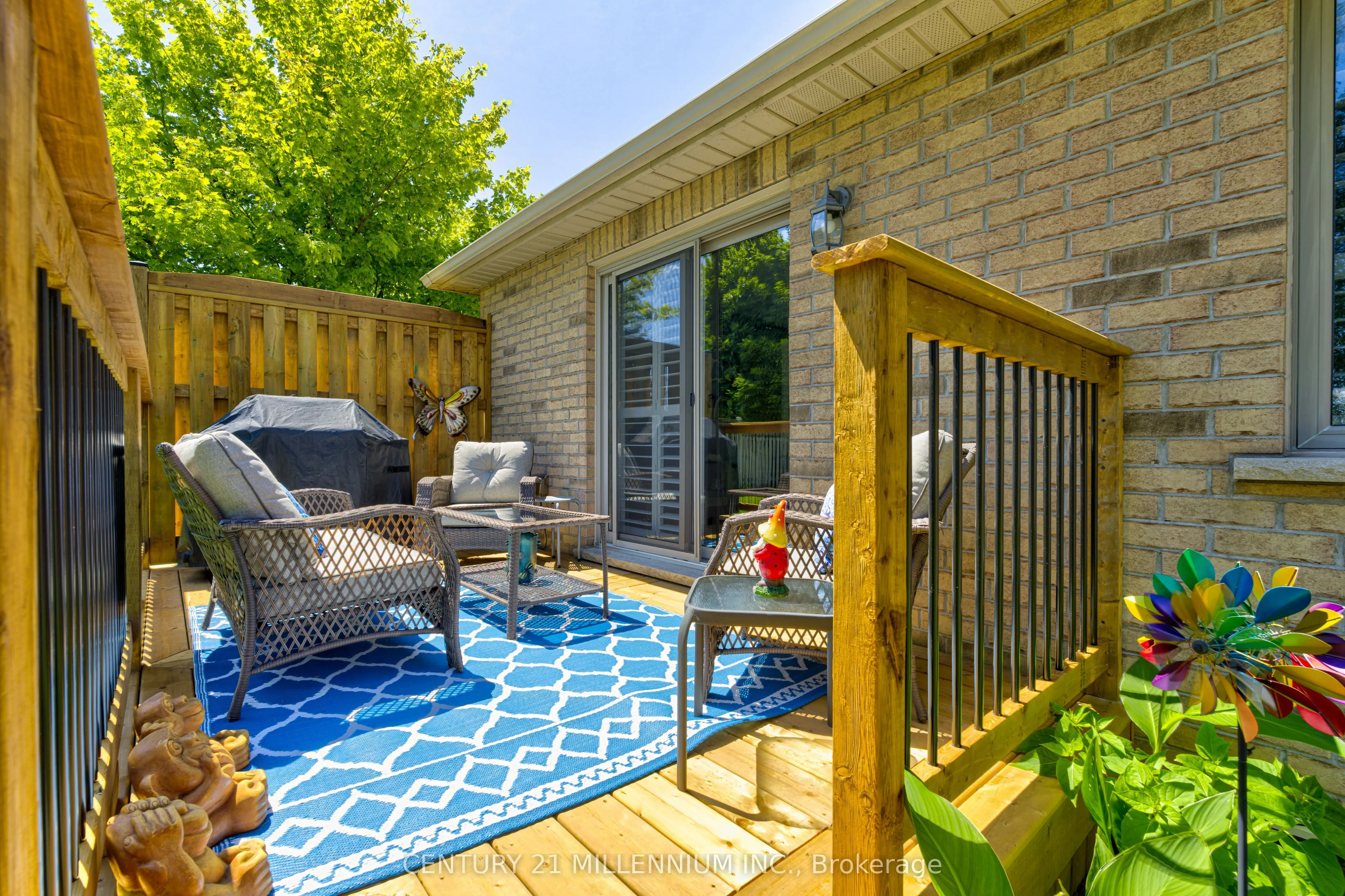 385 Park Road N, #21