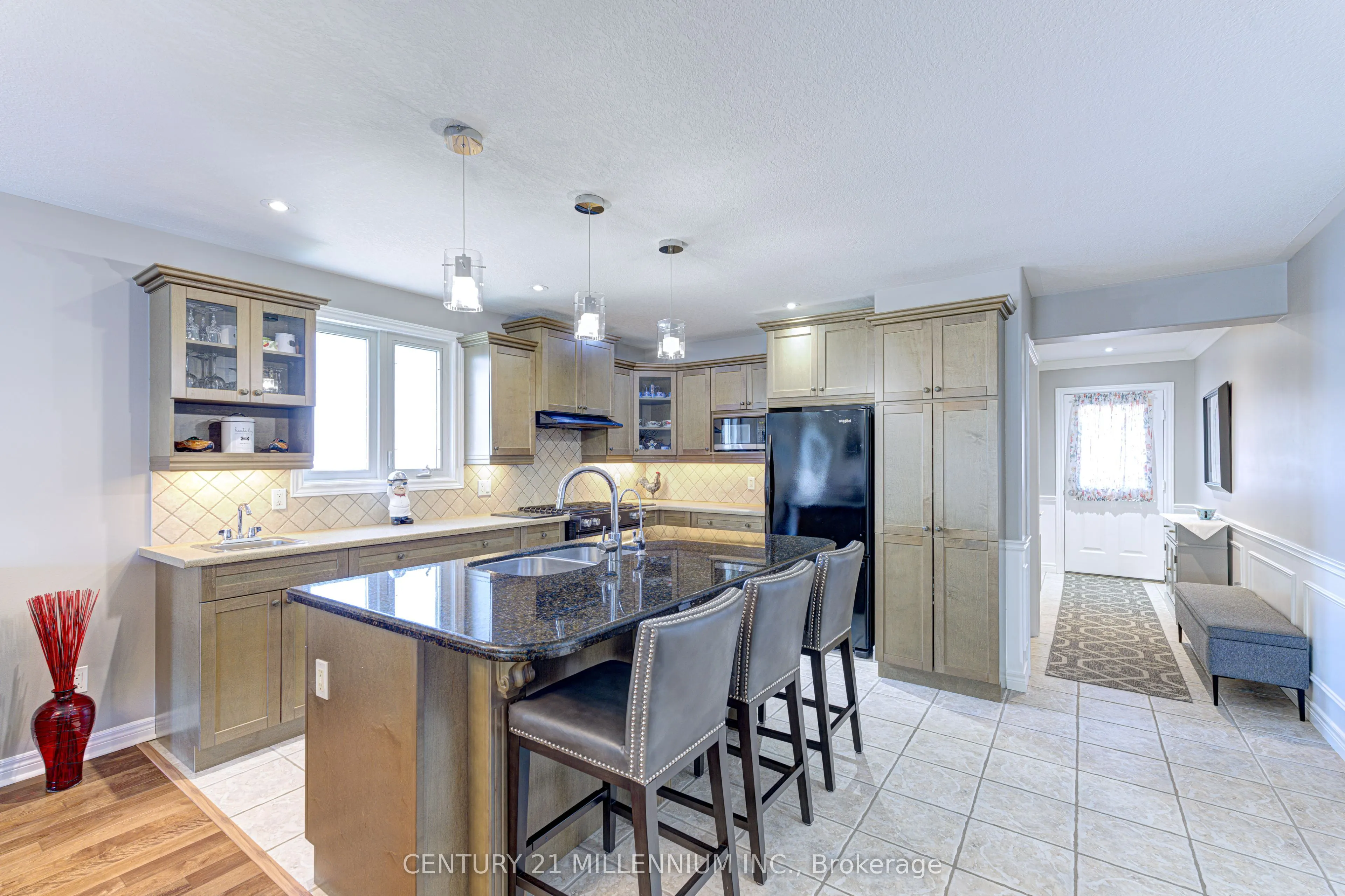 385 Park Road N, #21