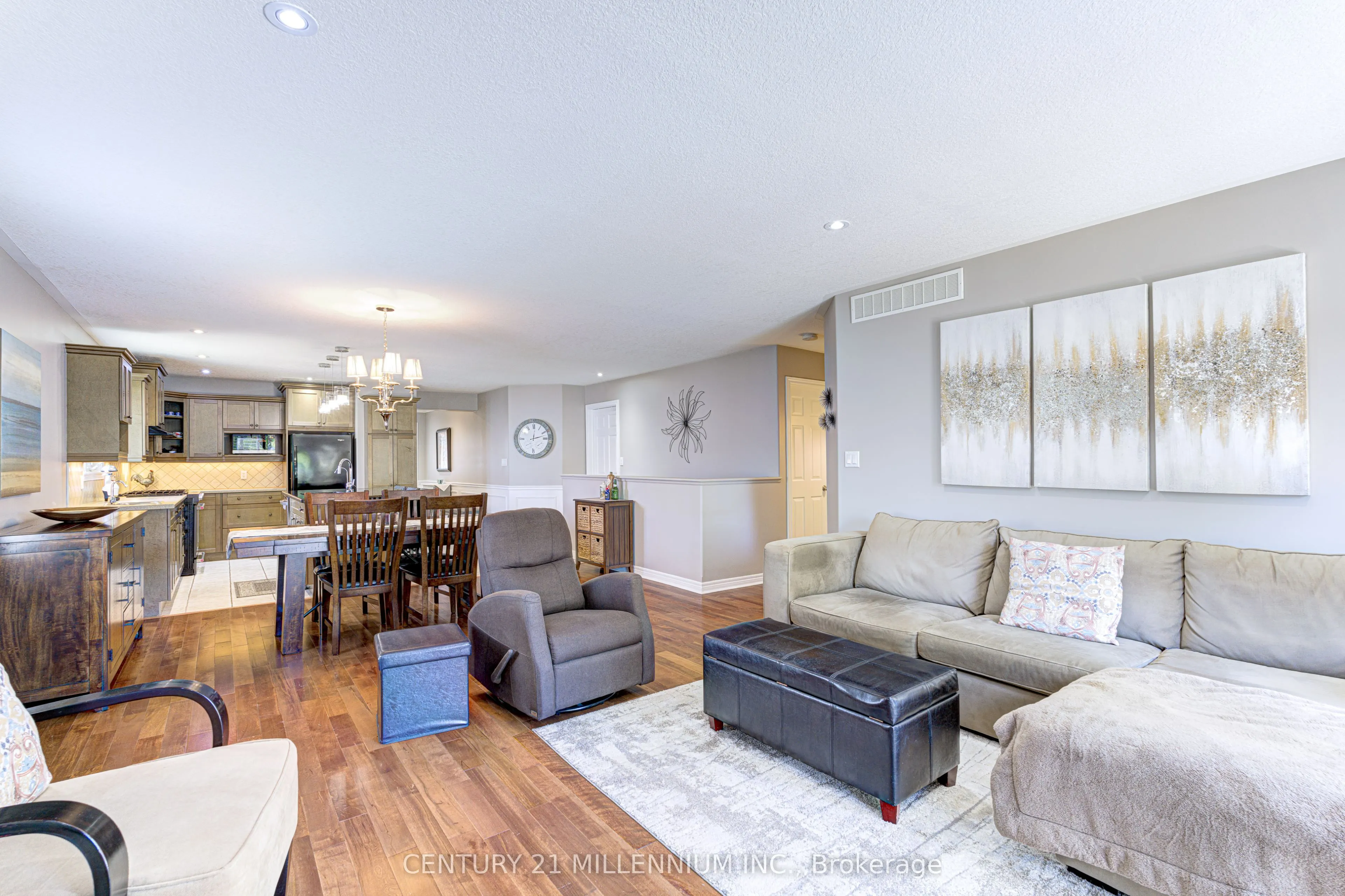 385 Park Road N, #21