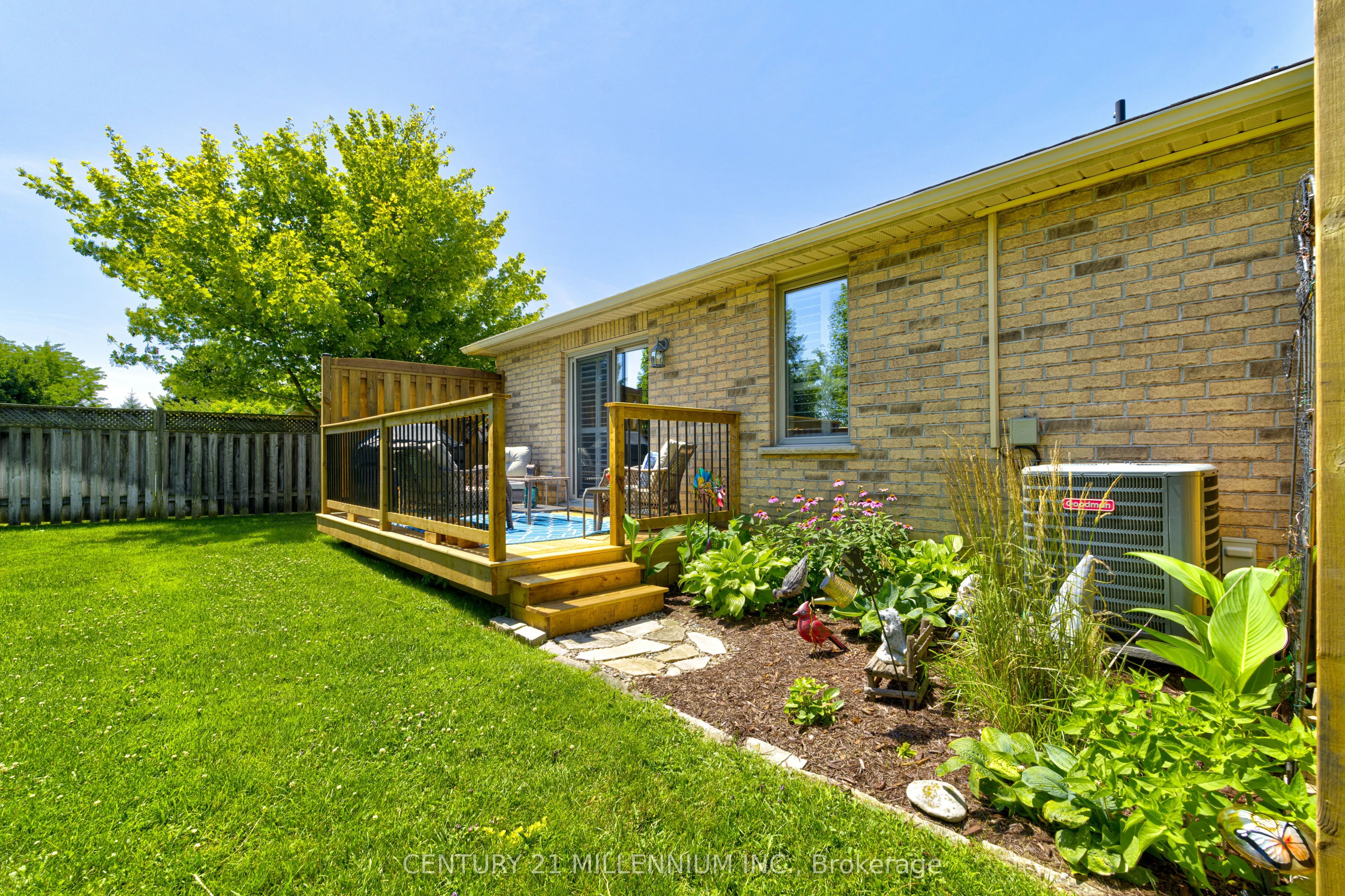 385 Park Road N, #21