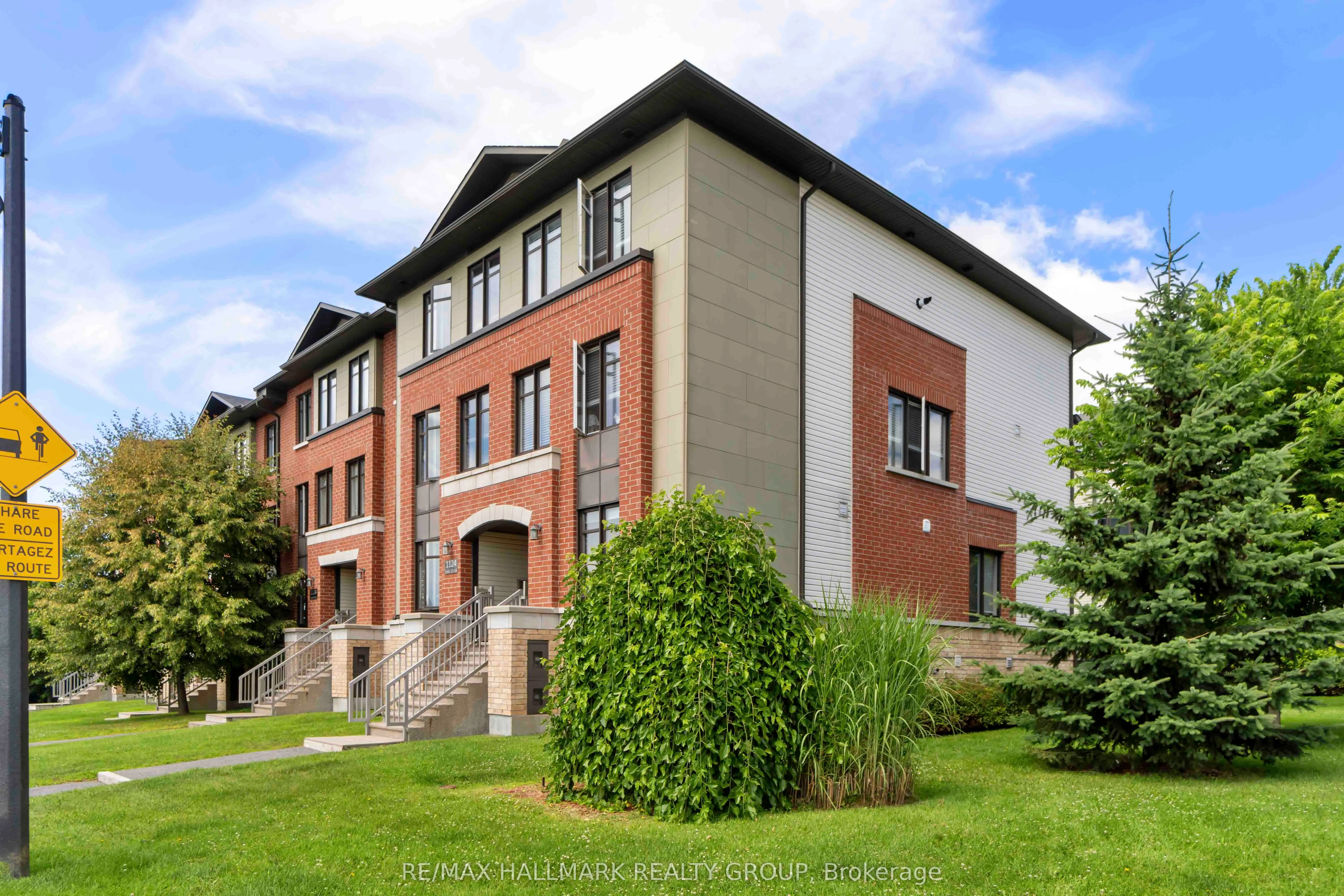 1124 Docteur Corbeil Boulevard