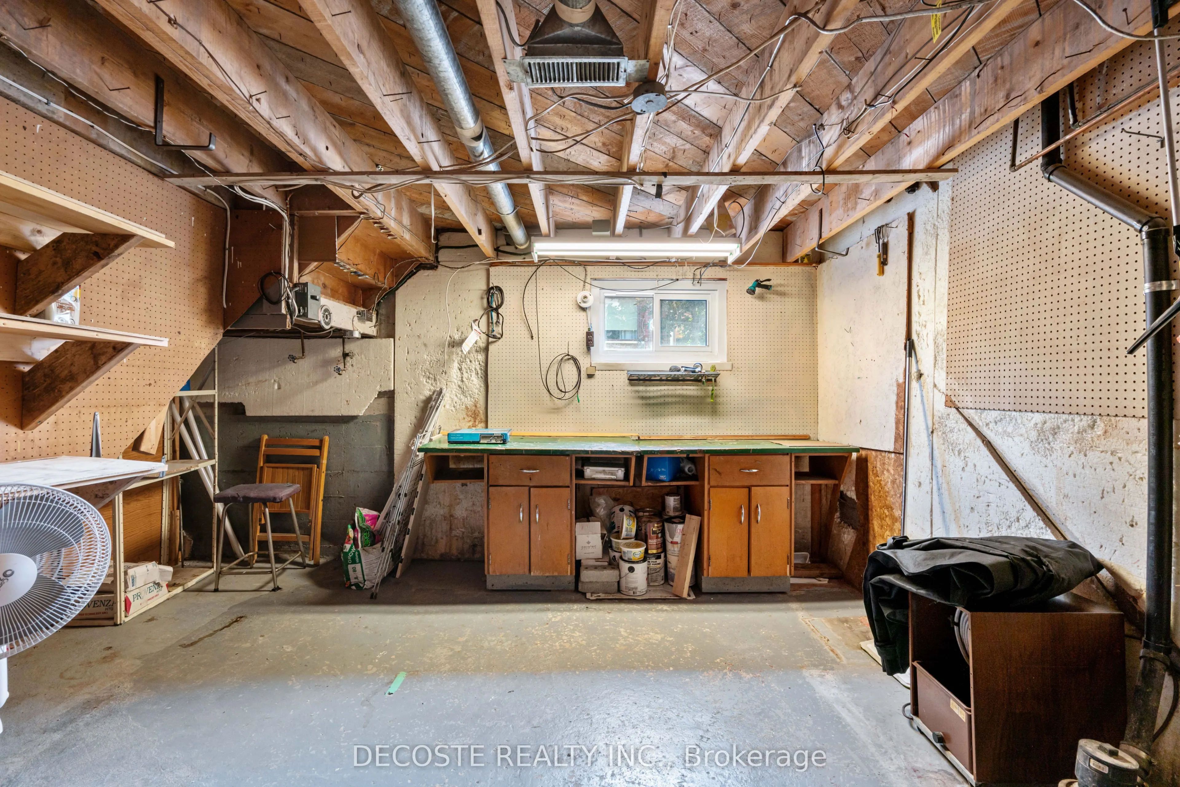 205 Dominion Street N
