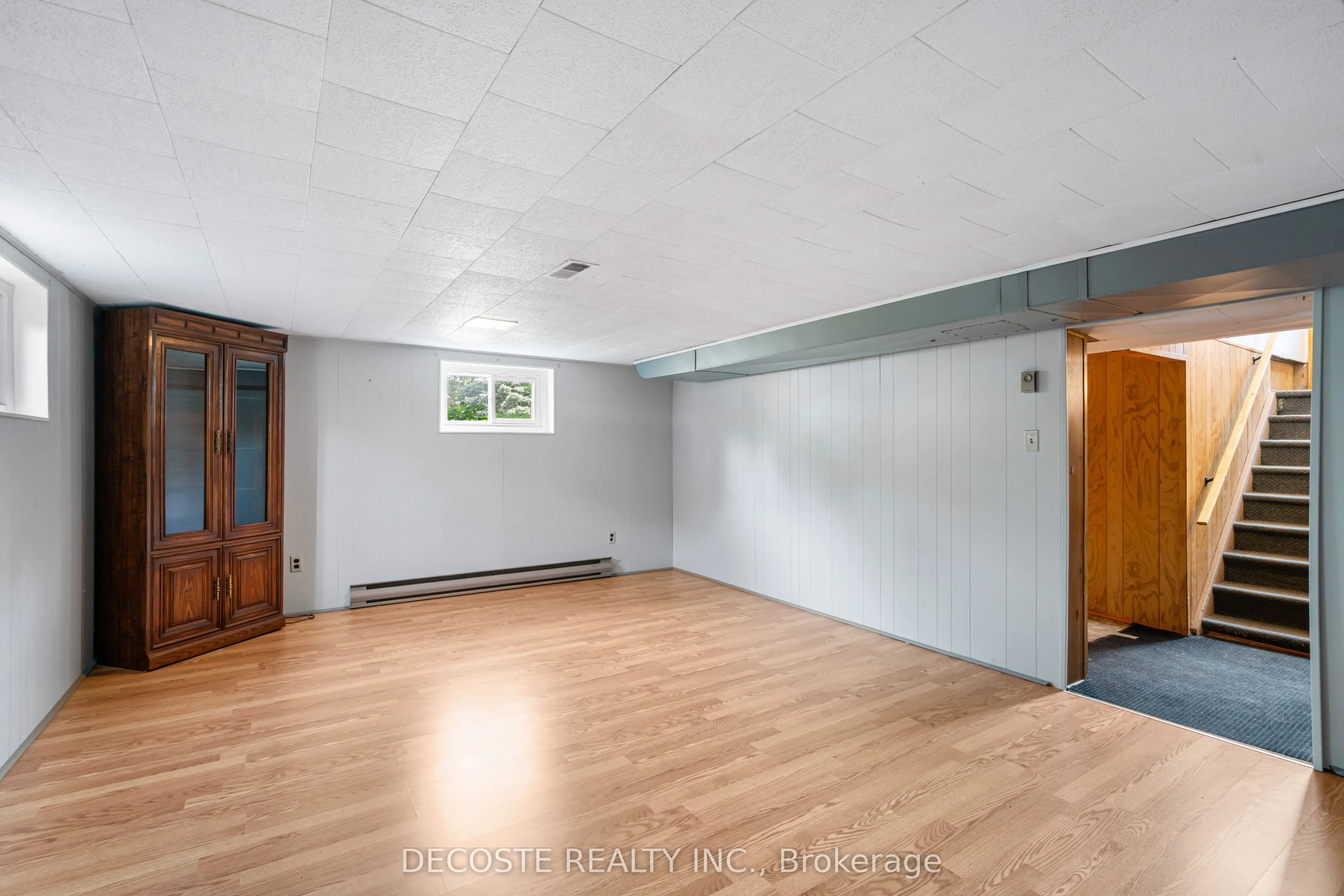 205 Dominion Street N