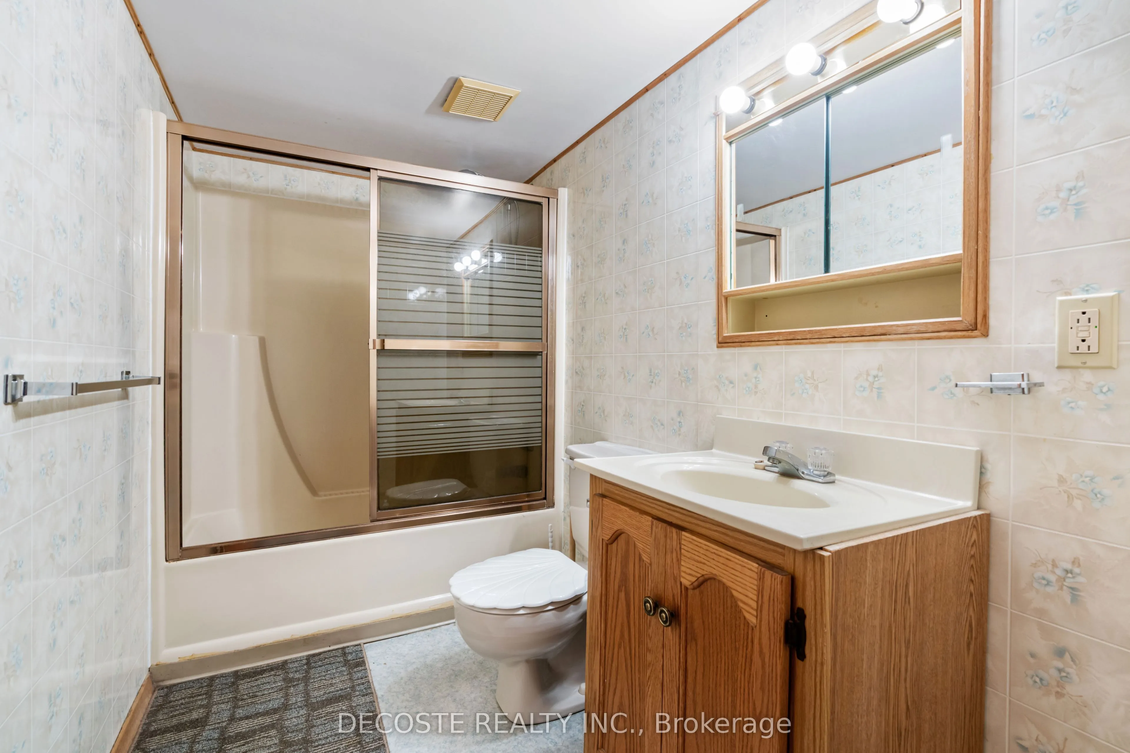 205 Dominion Street N
