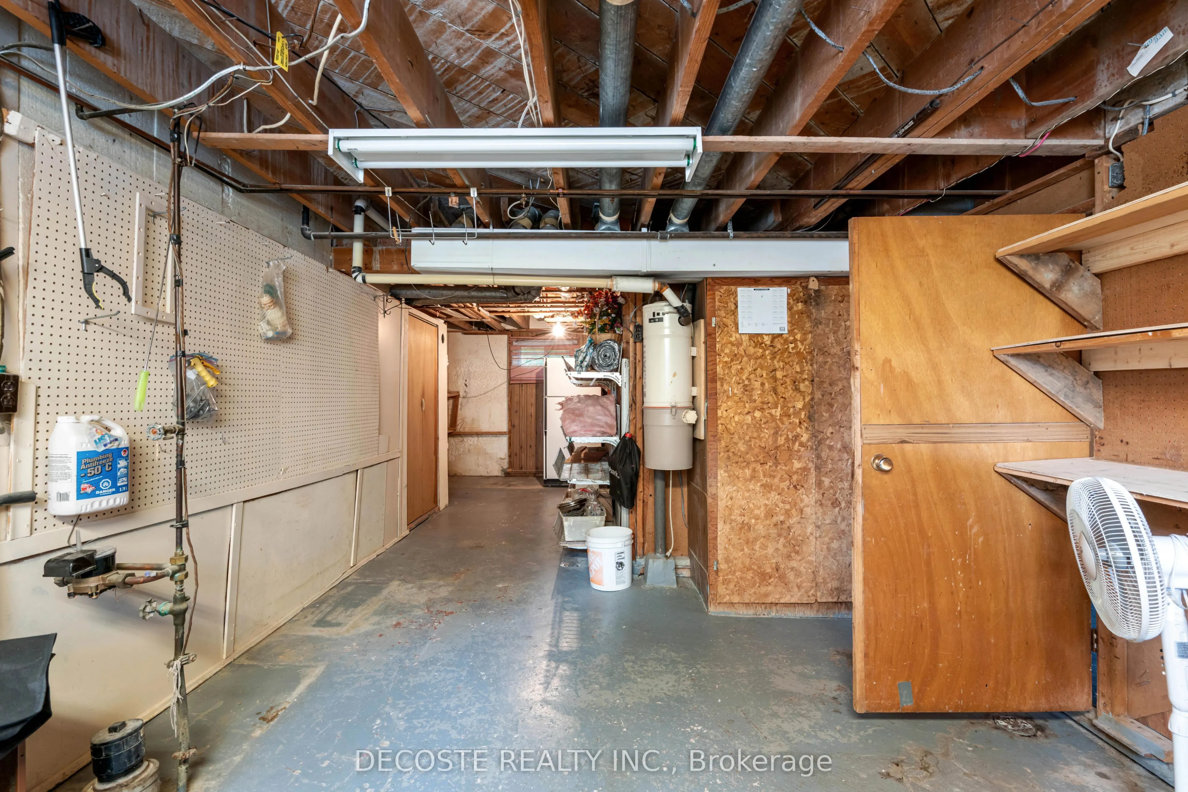 205 Dominion Street N