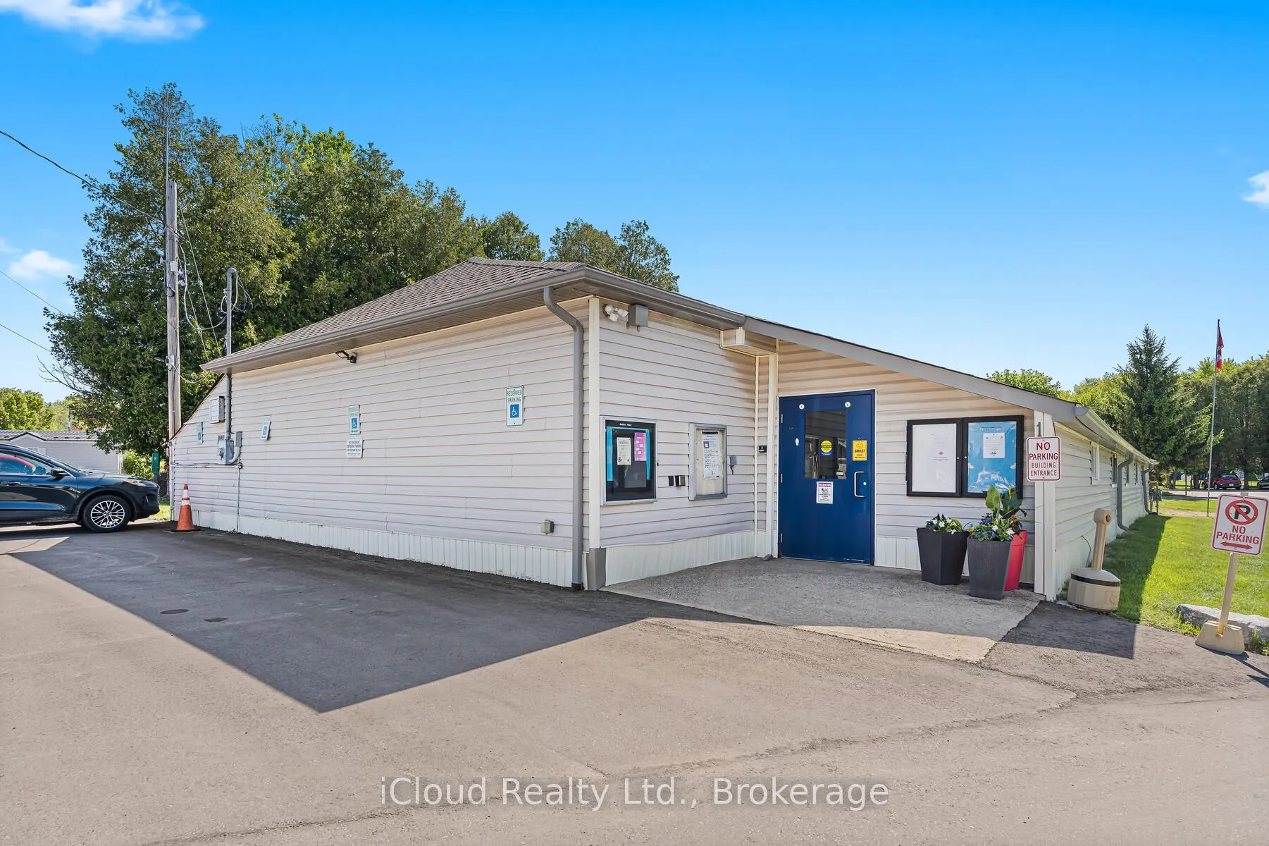 2 Trillium Beach Drive