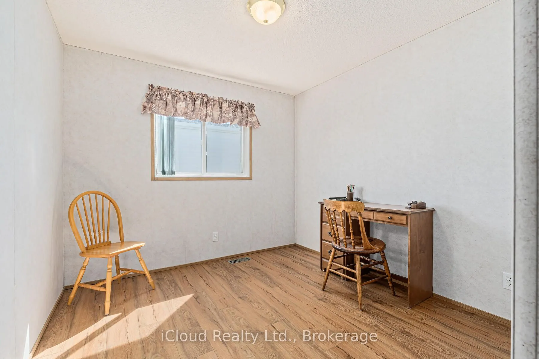2 Trillium Beach Drive