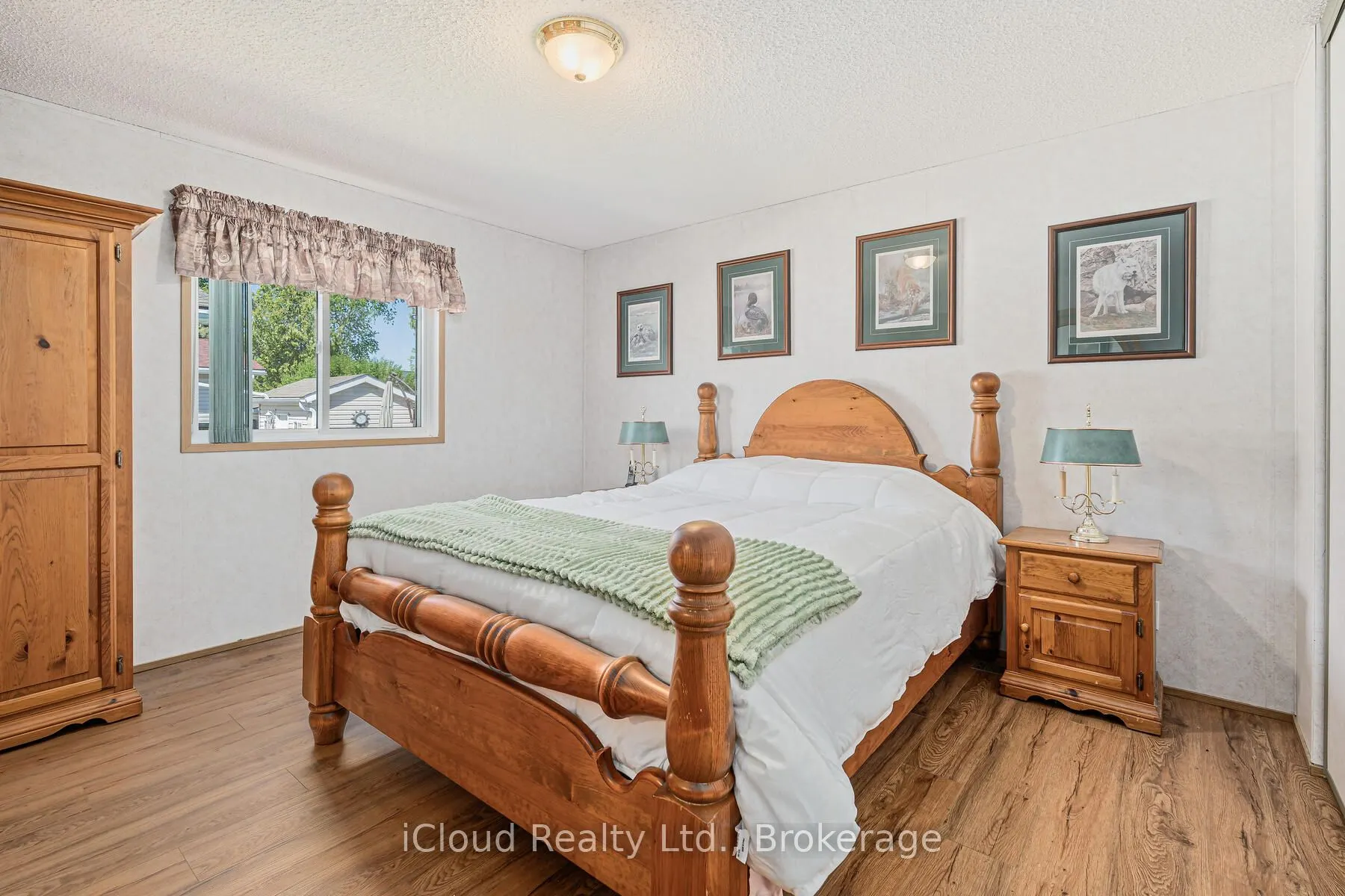 2 Trillium Beach Drive