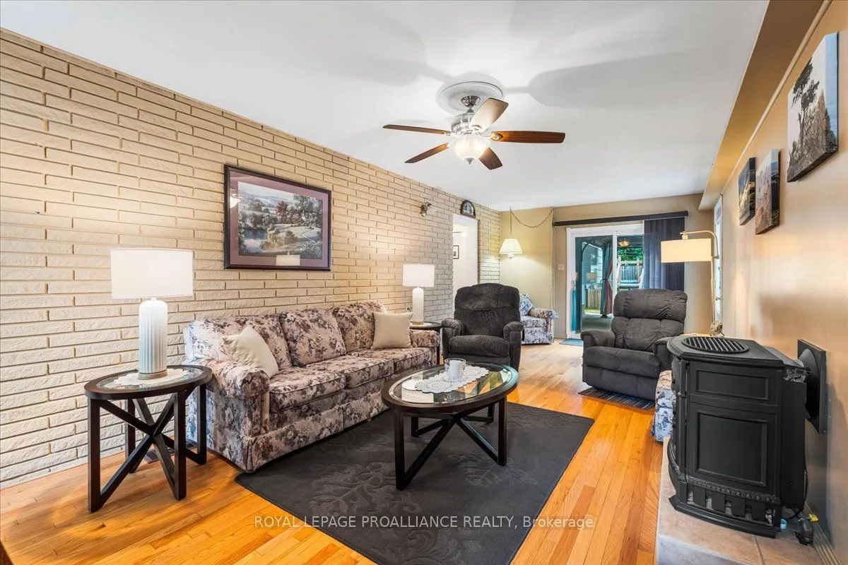 21 Coulter Crescent