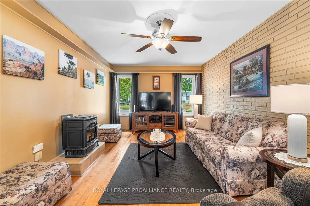 21 Coulter Crescent