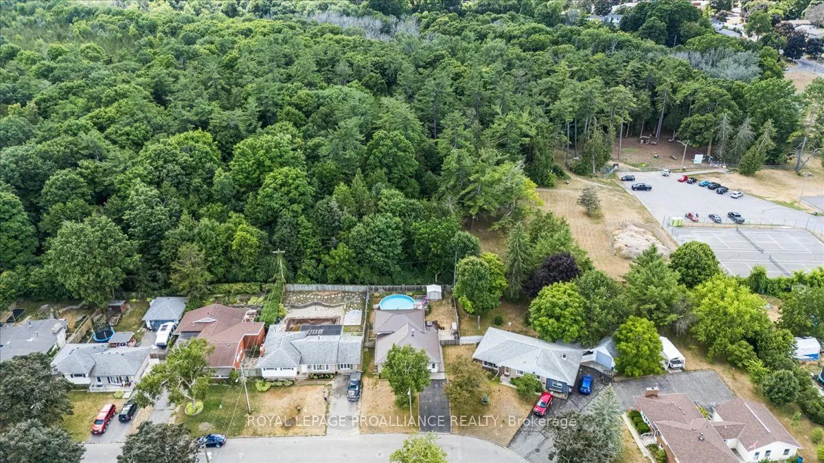 21 Coulter Crescent