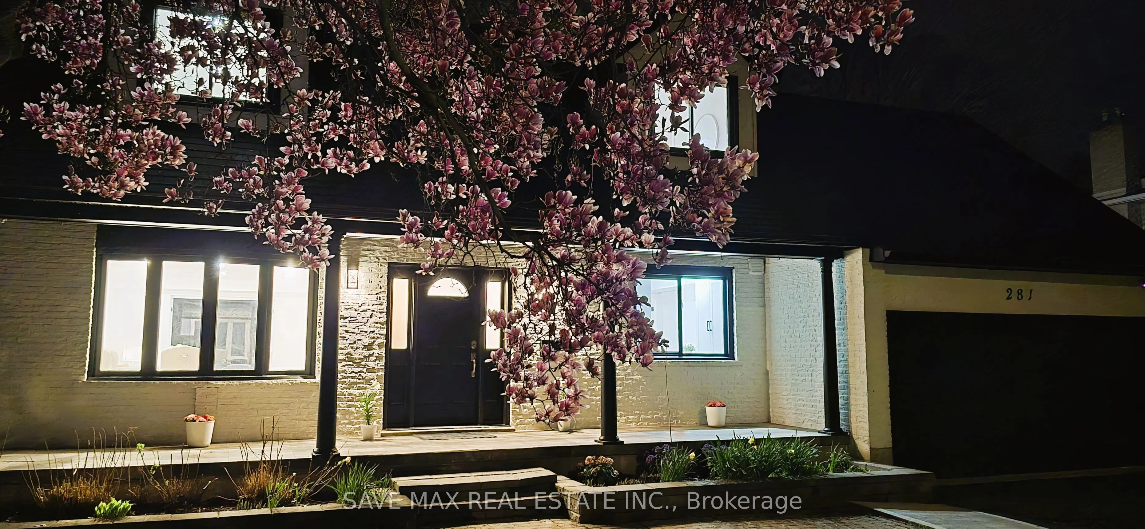 281 PARKMOUNT Drive