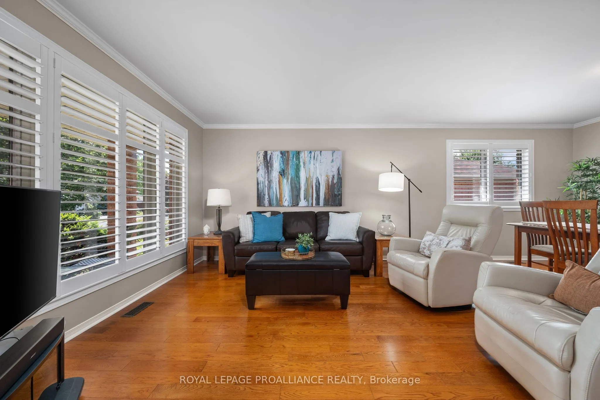 36 Oak Ridge Boulevard