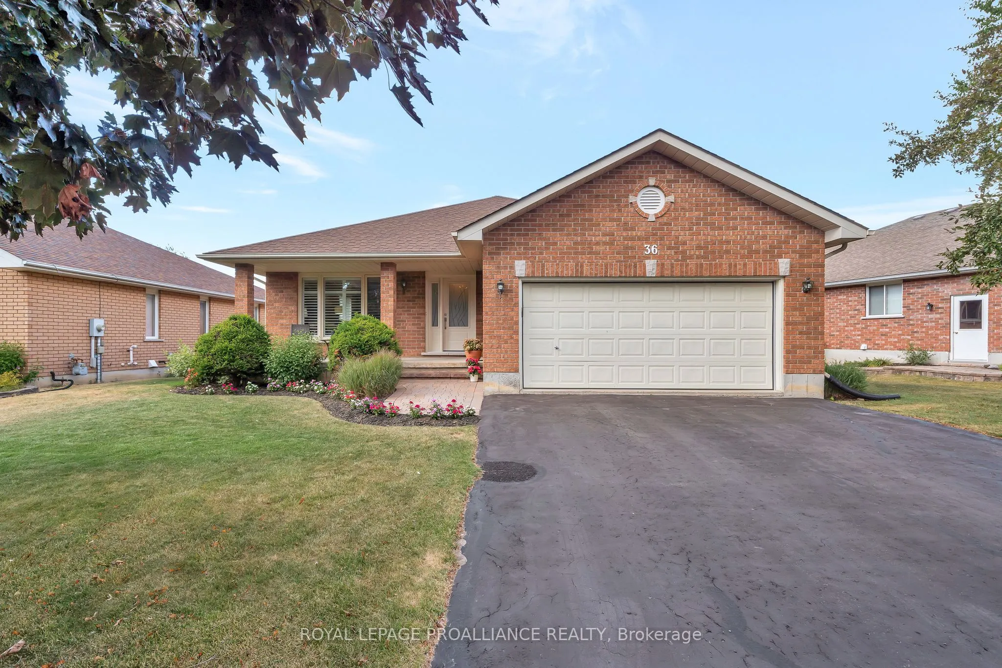 36 Oak Ridge Boulevard
