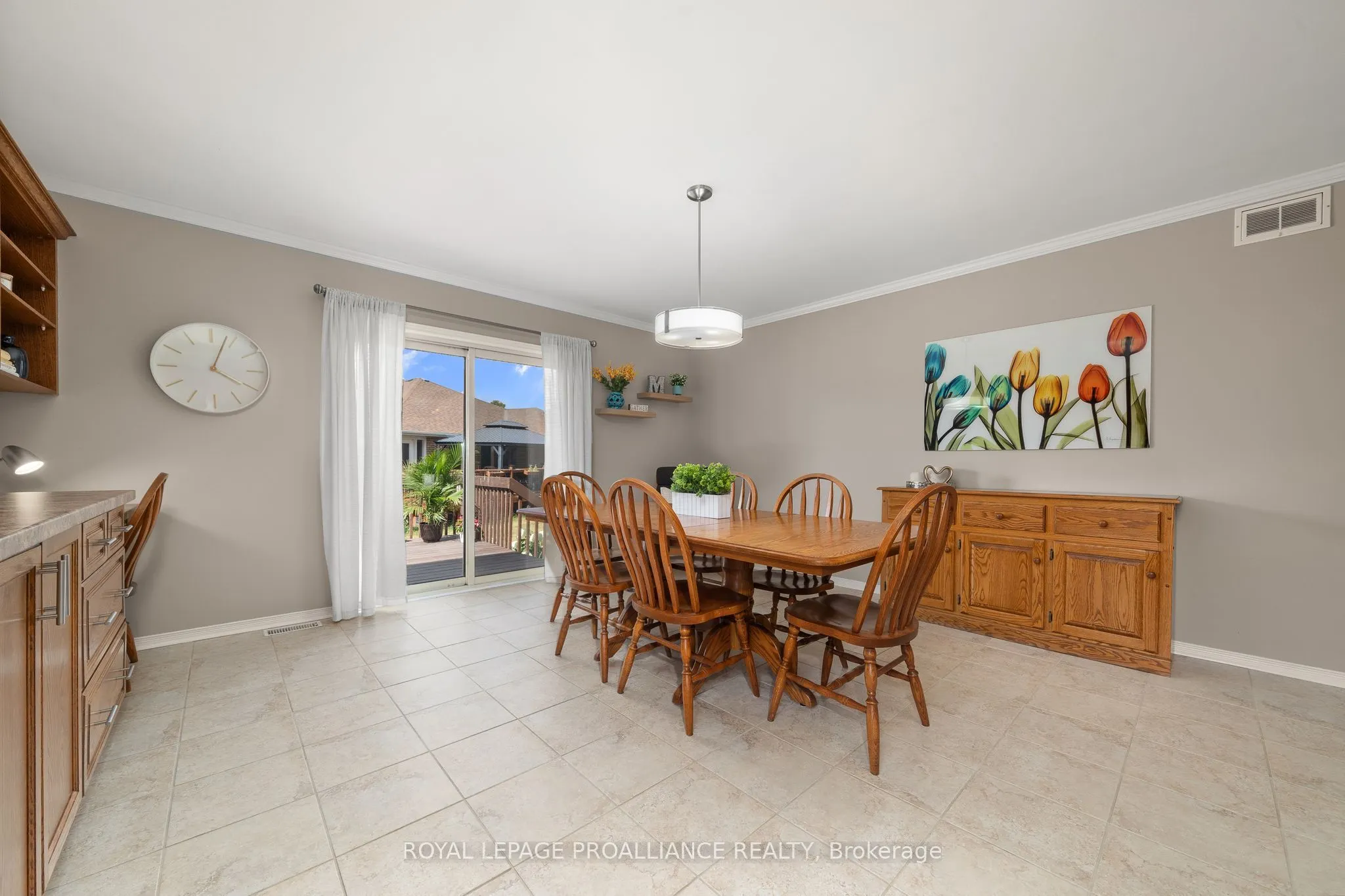 36 Oak Ridge Boulevard
