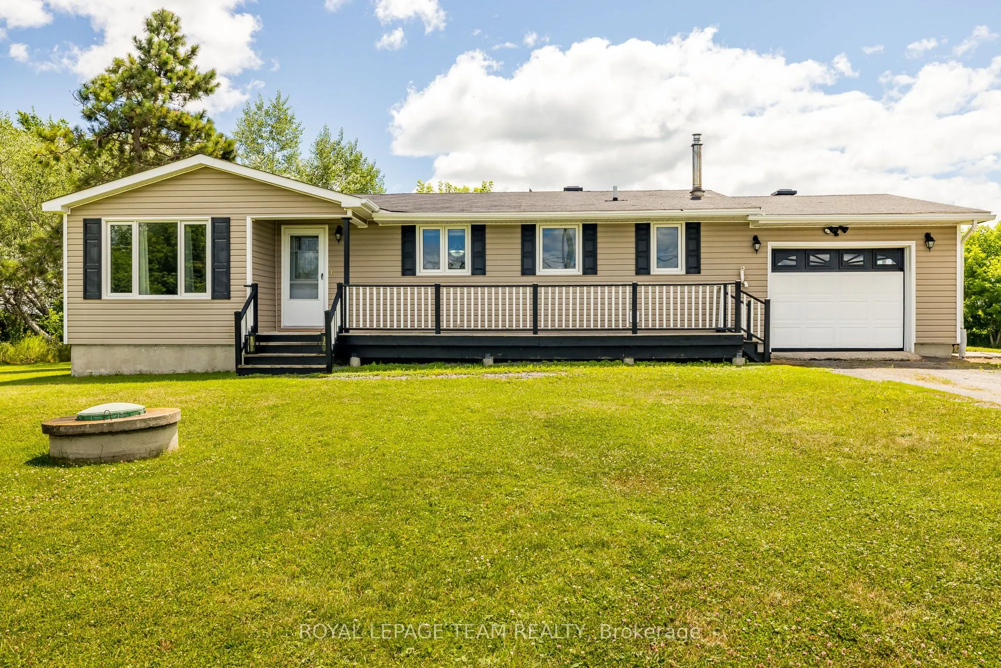 1234 Kinburn Side Road