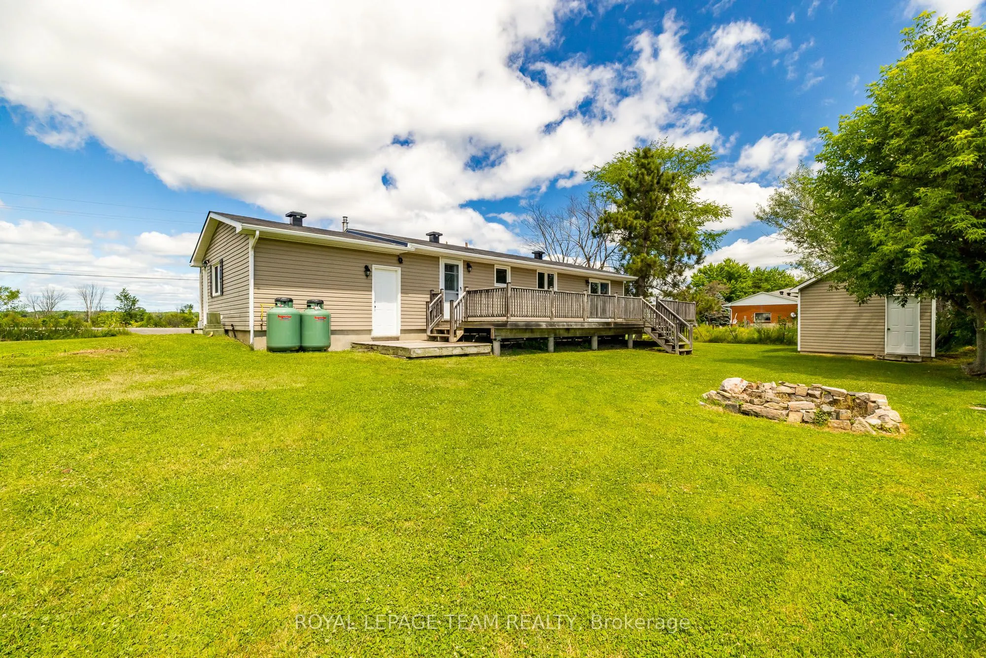 1234 Kinburn Side Road
