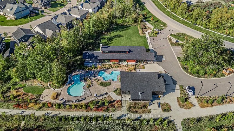 203 Yellow Birch Crescent