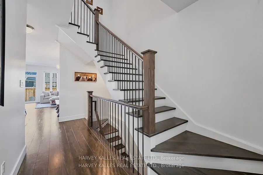 203 Yellow Birch Crescent