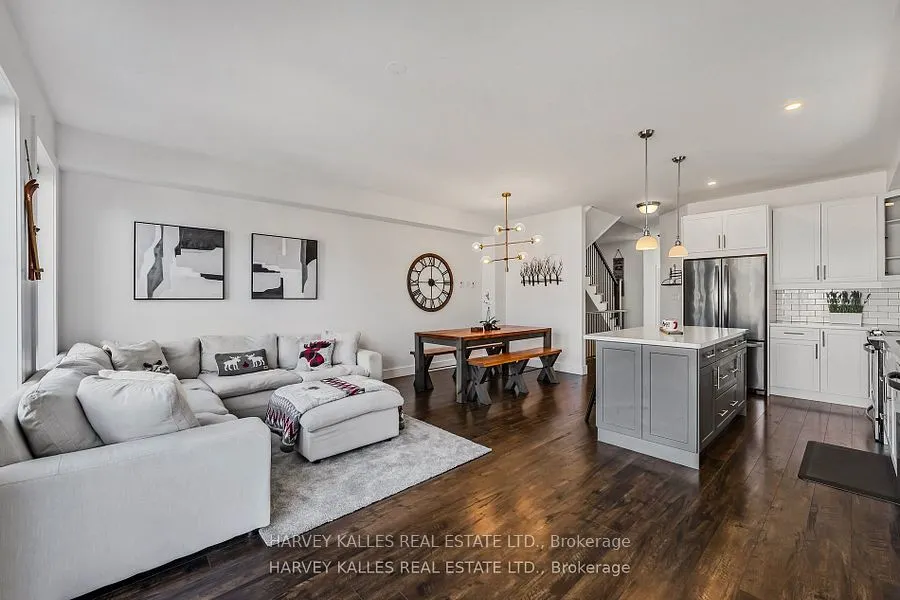 203 Yellow Birch Crescent