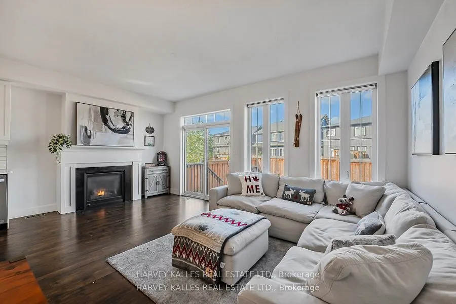 203 Yellow Birch Crescent
