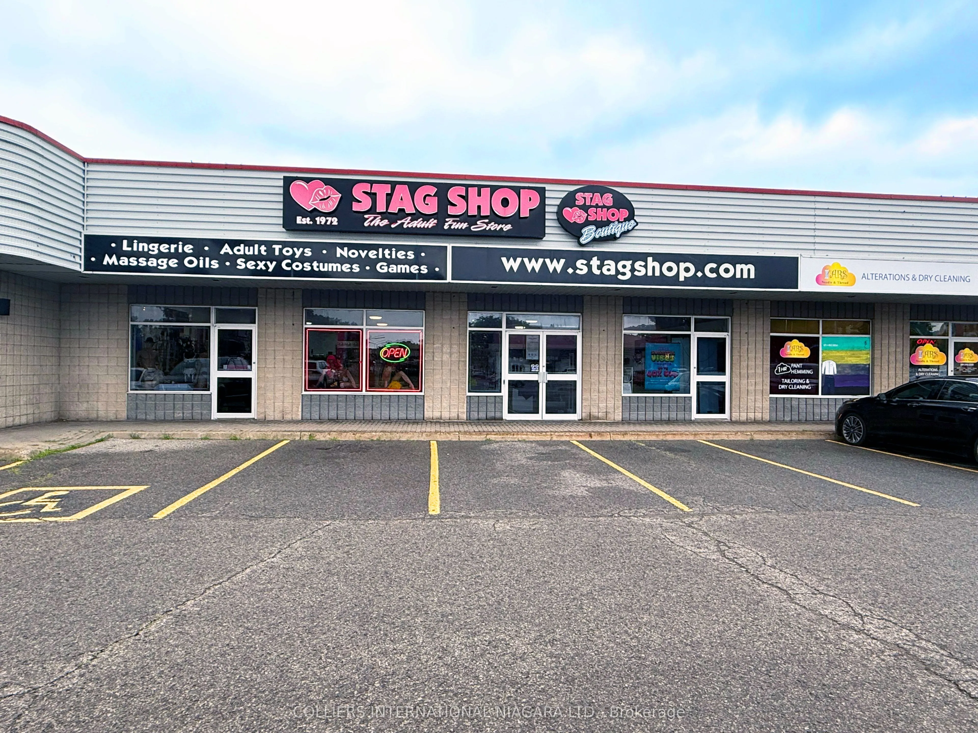 7637 Lundy's Lane, #3