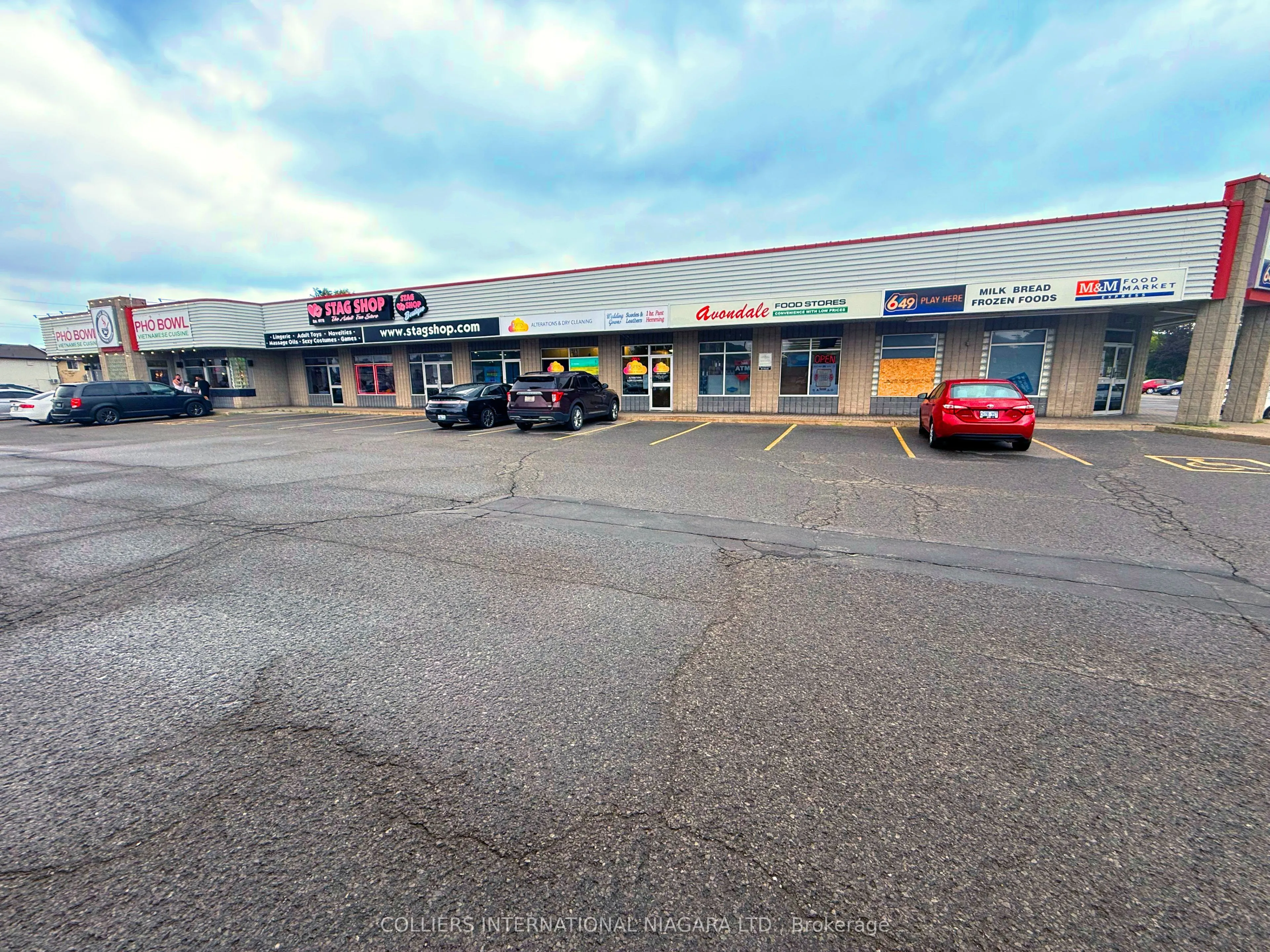 7637 Lundy's Lane, #3