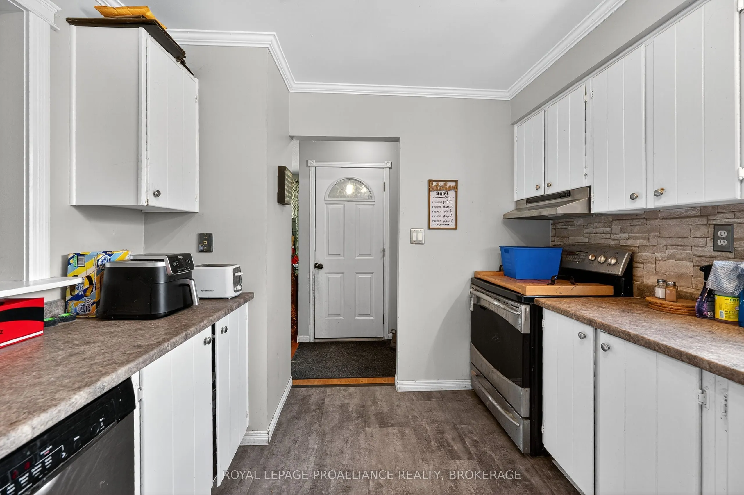 1088 Pinewood Place