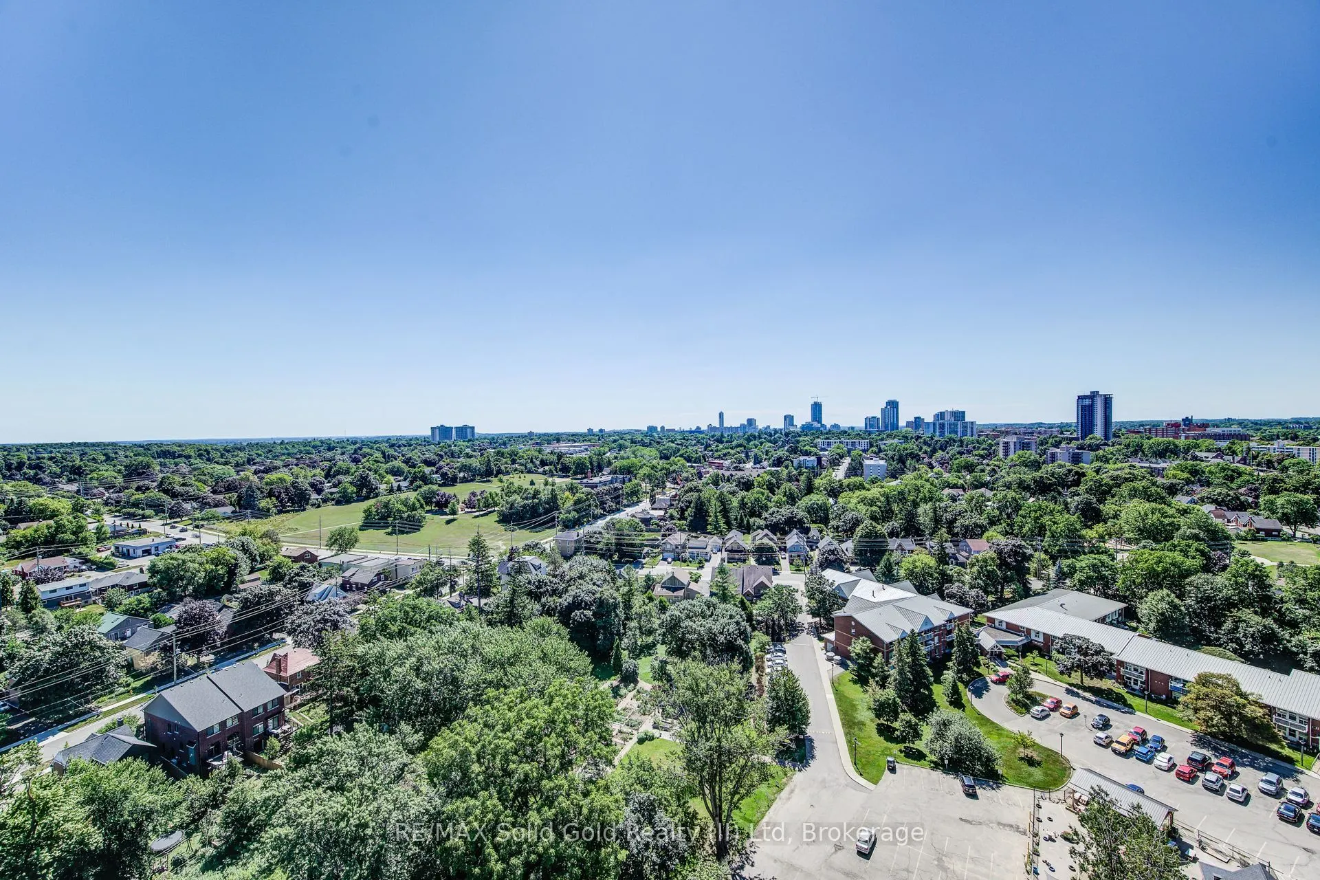 6 Willow Street, #2203