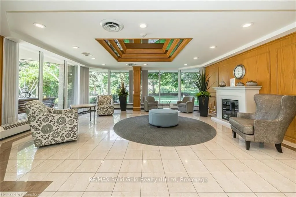 6 Willow Street, #2203